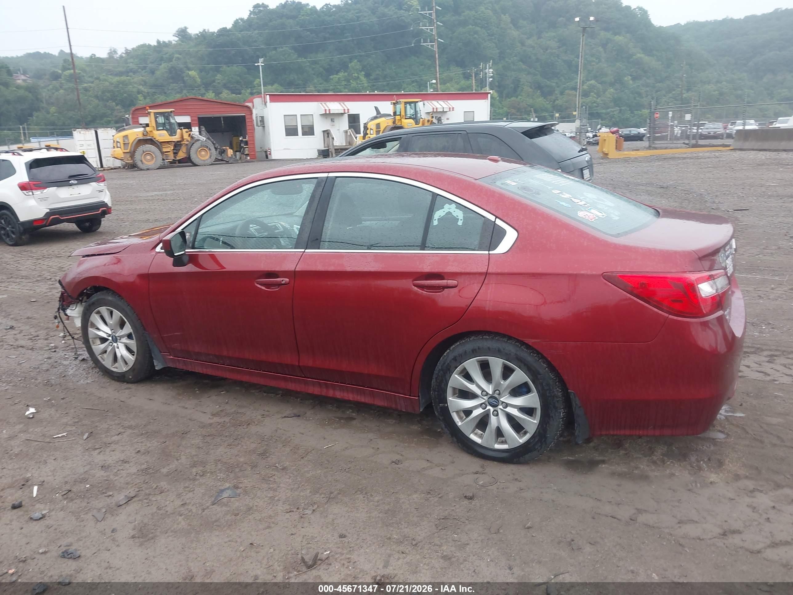 2015 Subaru Legacy 2.5i Premium Red vin: 4S3BNBE64F3018477