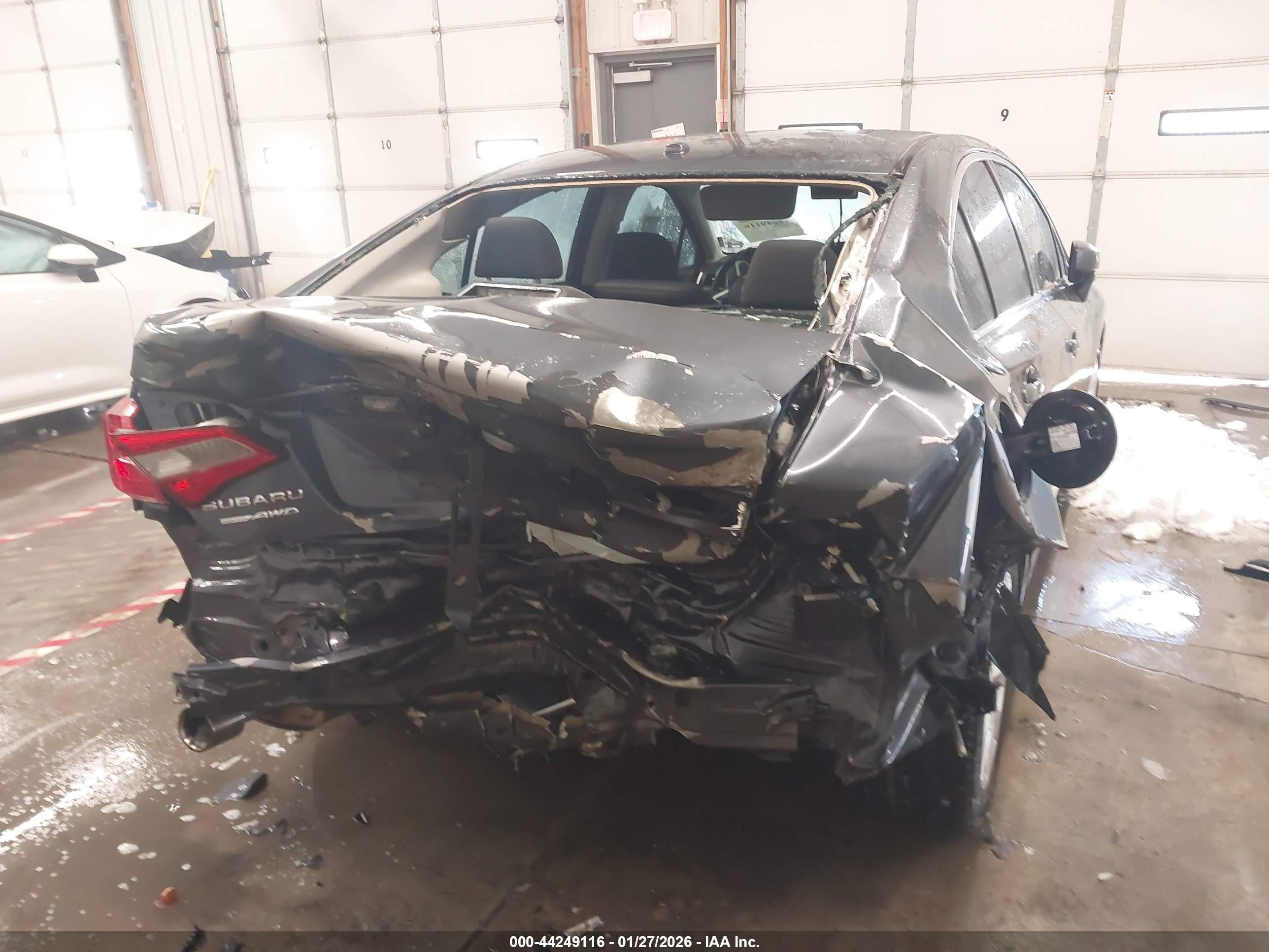 2015 Subaru Legacy 2.5i Premium Gray vin: 4S3BNBE67F3005769