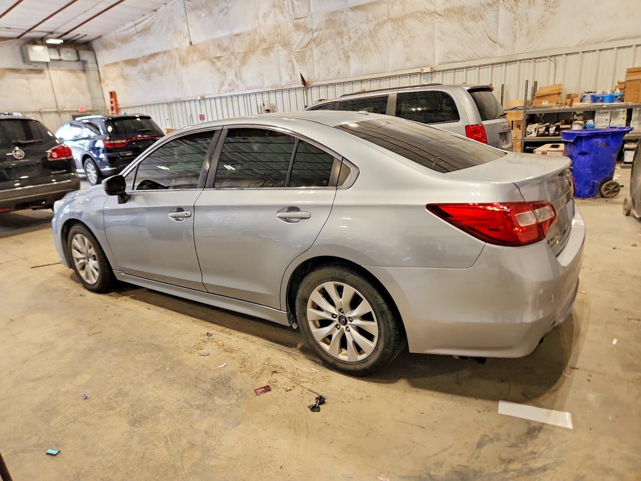 2015 Subaru Legacy 2.5i Premium Gray vin: 4S3BNBF60F3023223