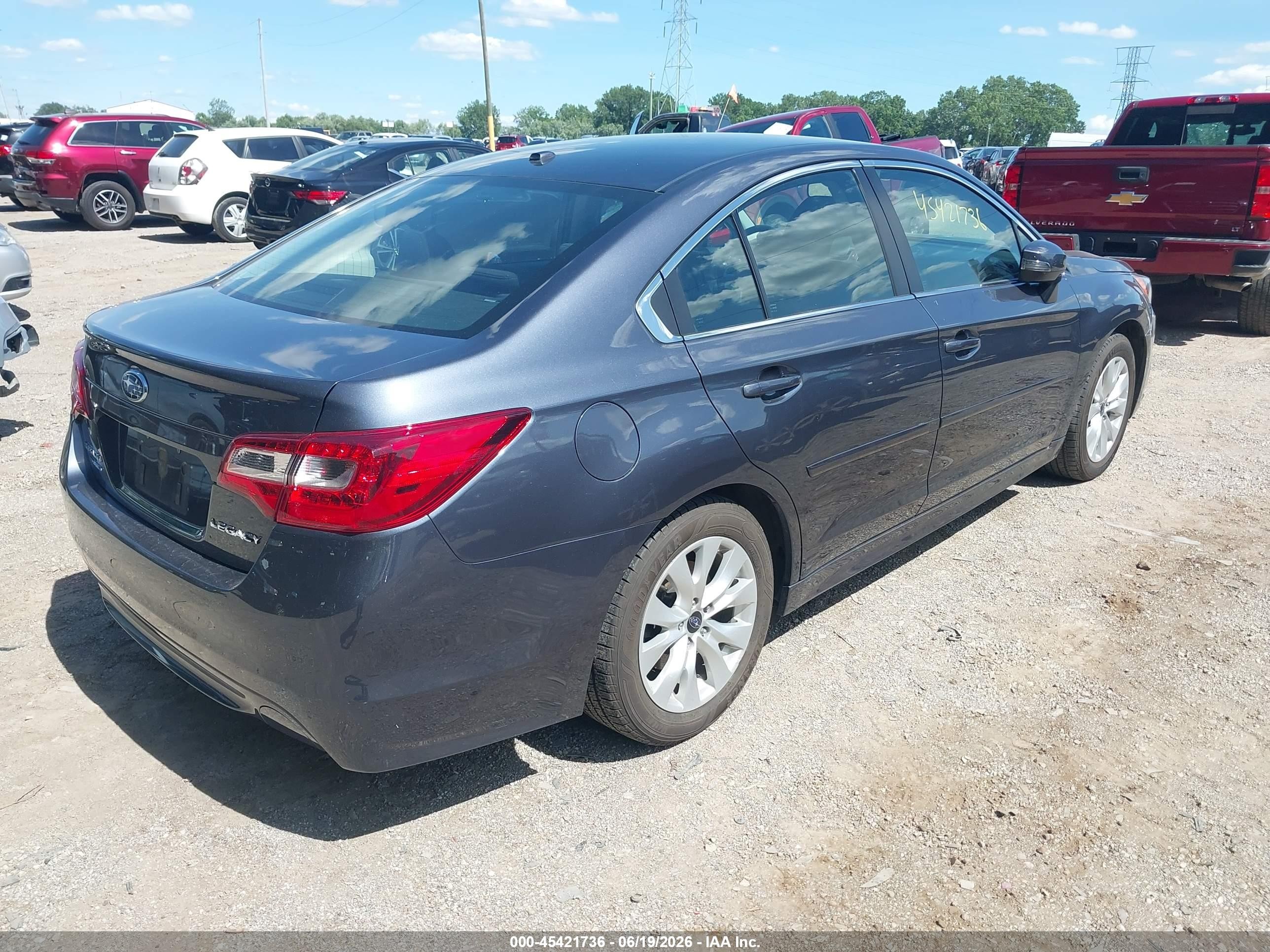 2015 Subaru Legacy 2.5i Premium Gray vin: 4S3BNBF65F3026764