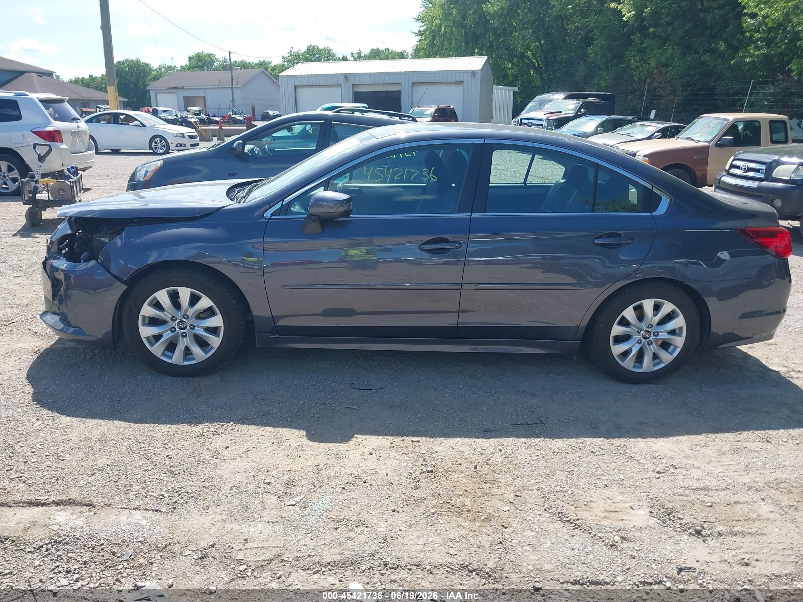 2015 Subaru Legacy 2.5i Premium Gray vin: 4S3BNBF65F3026764