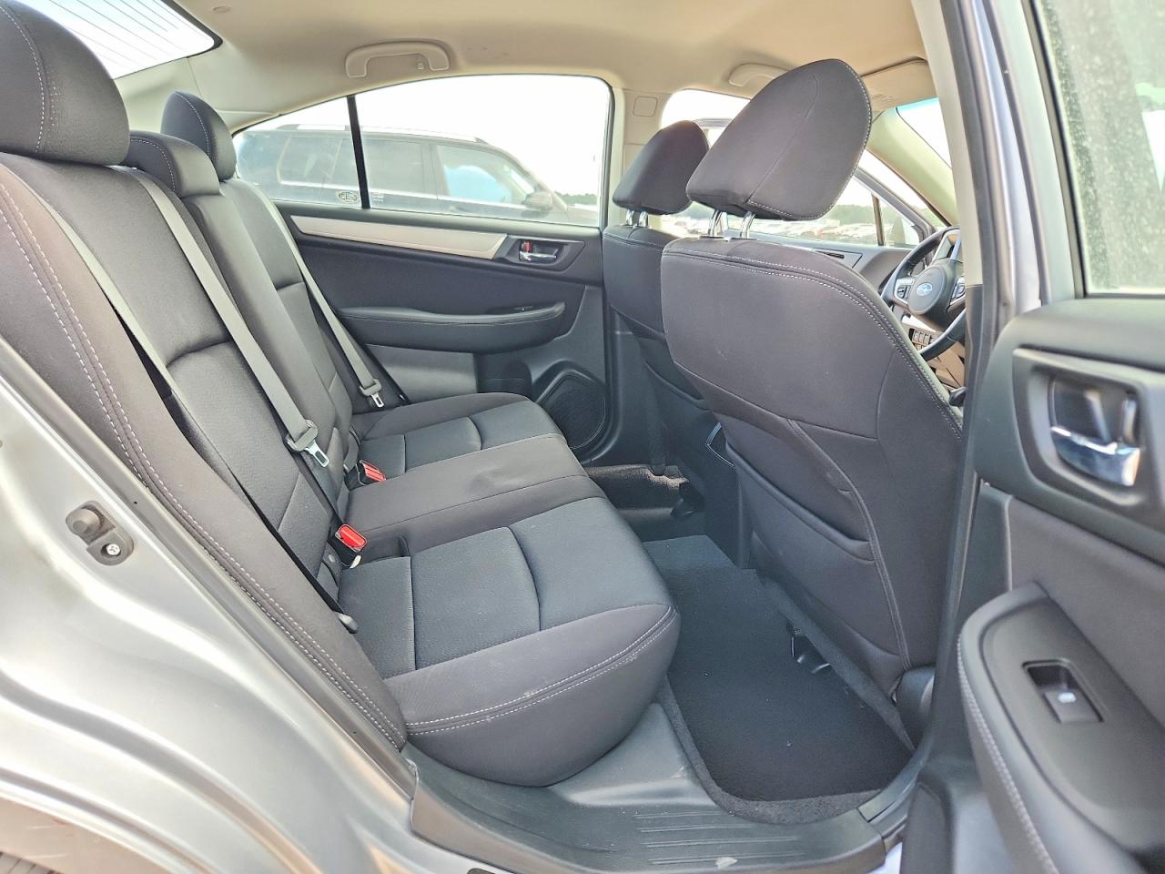 2015 Subaru Legacy 2.5i Premium Silver vin: 4S3BNBF67F3056378