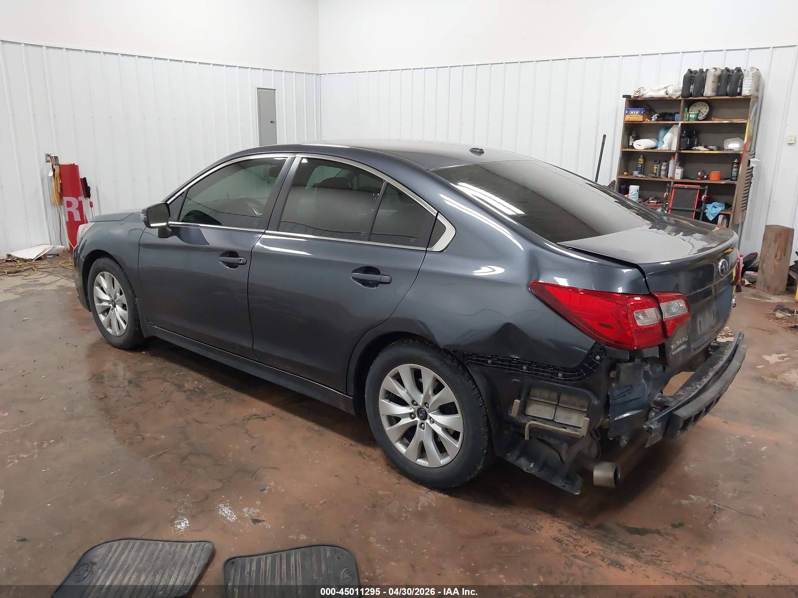 2015 Subaru Legacy 2.5i Premium Blue vin: 4S3BNBF69F3068628