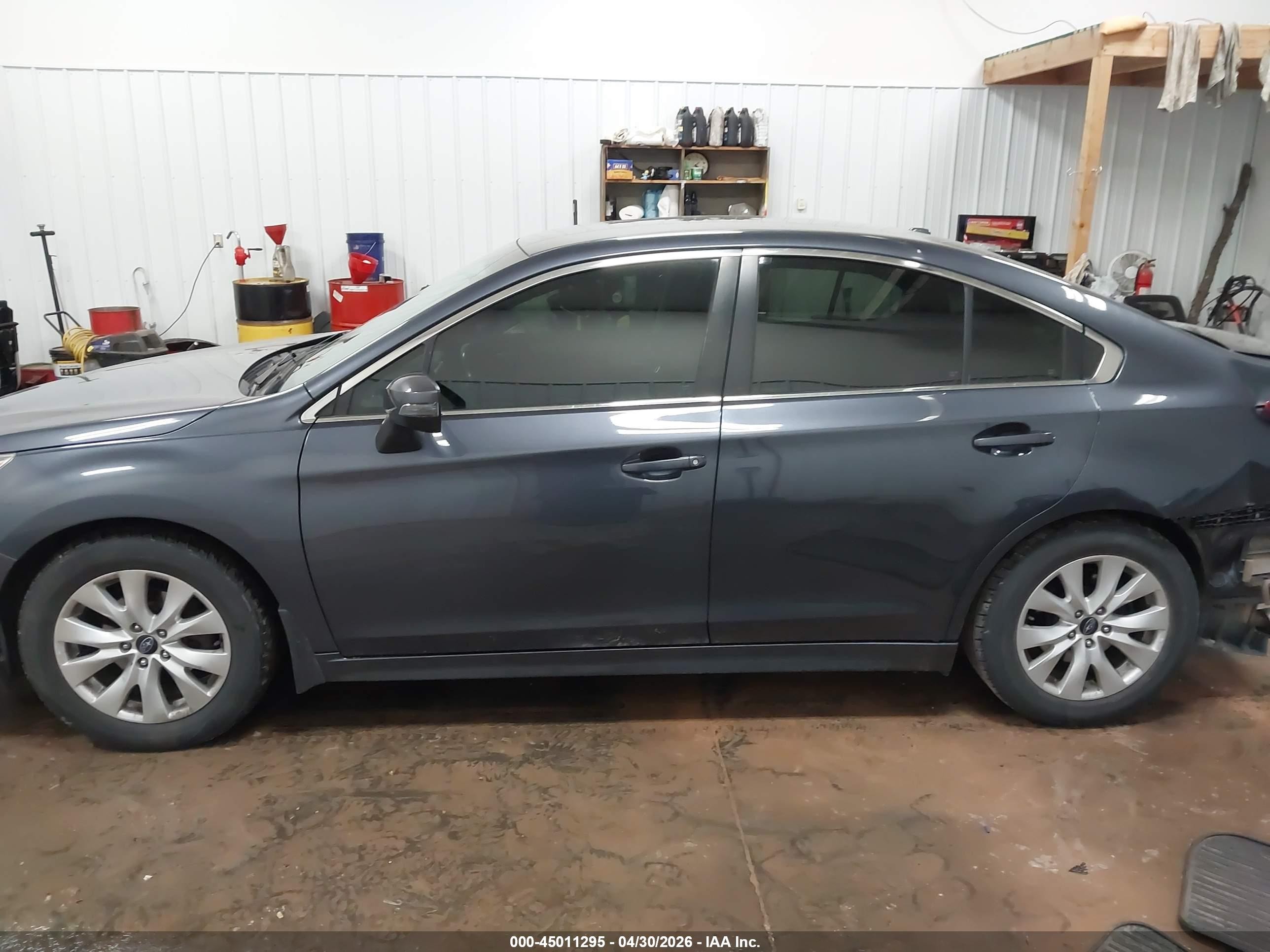 2015 Subaru Legacy 2.5i Premium Blue vin: 4S3BNBF69F3068628