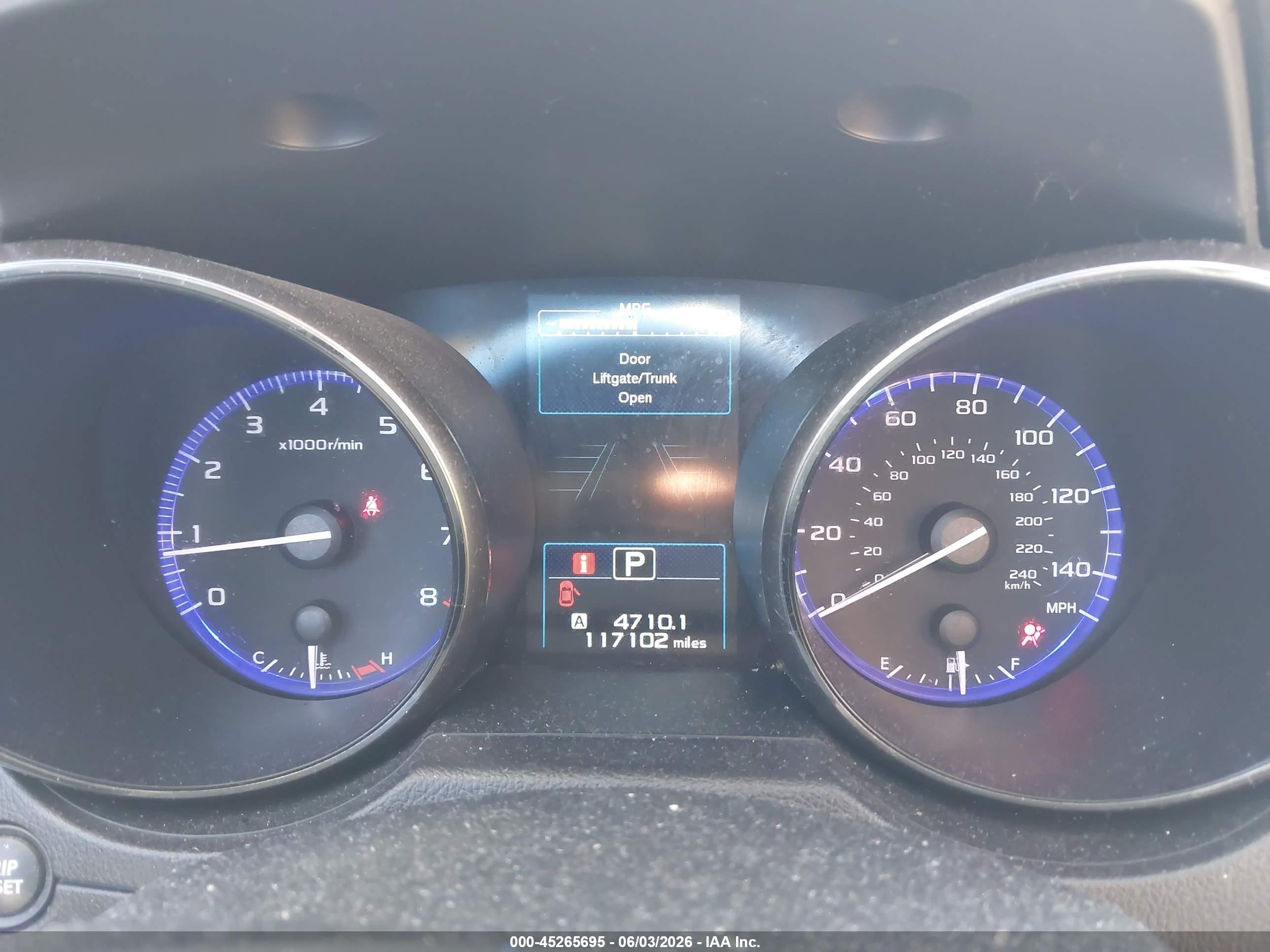 2015 Subaru Legacy 2.5i Premium Gray vin: 4S3BNBH66F3042467