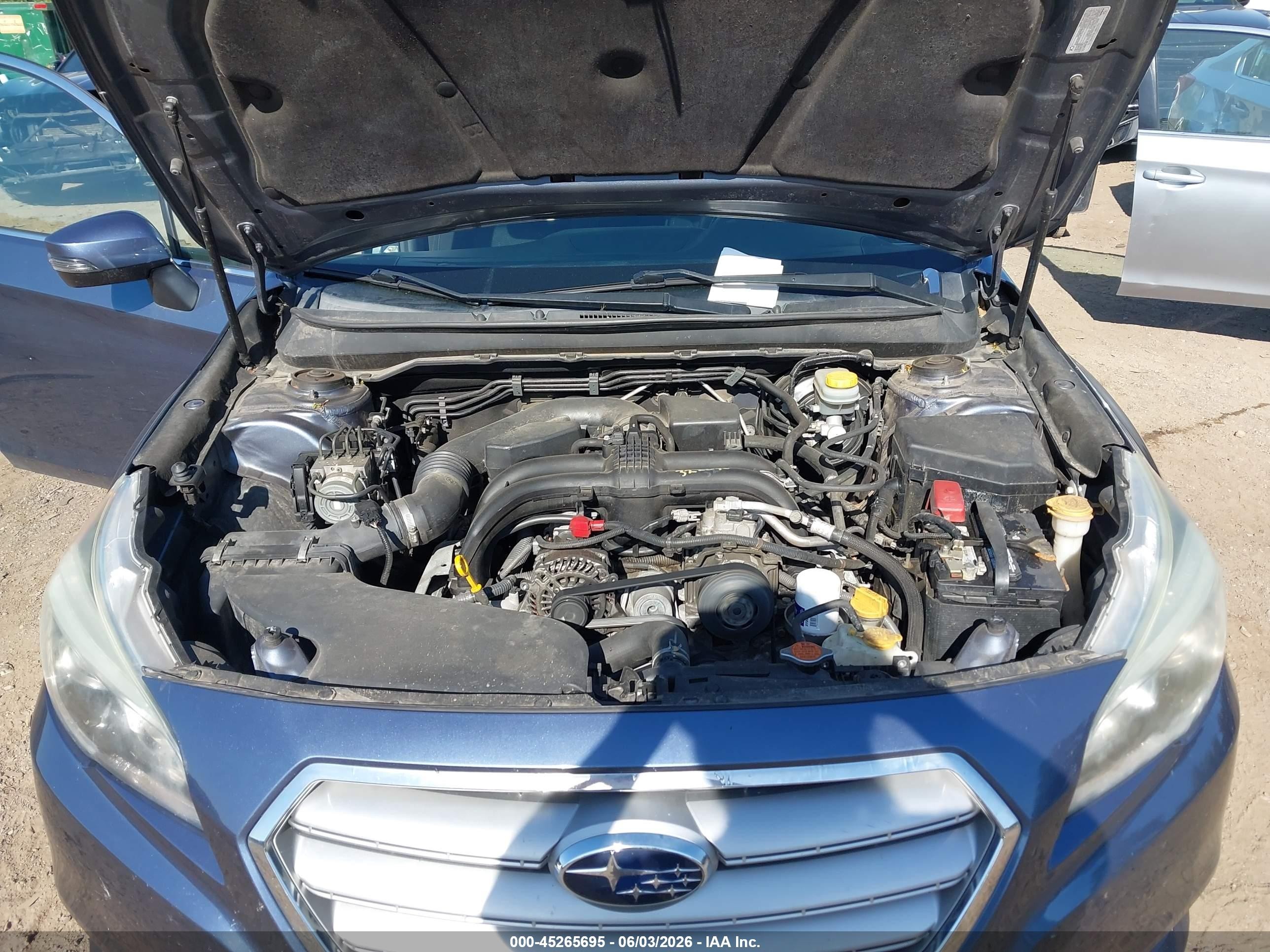 2015 Subaru Legacy 2.5i Premium Gray vin: 4S3BNBH66F3042467
