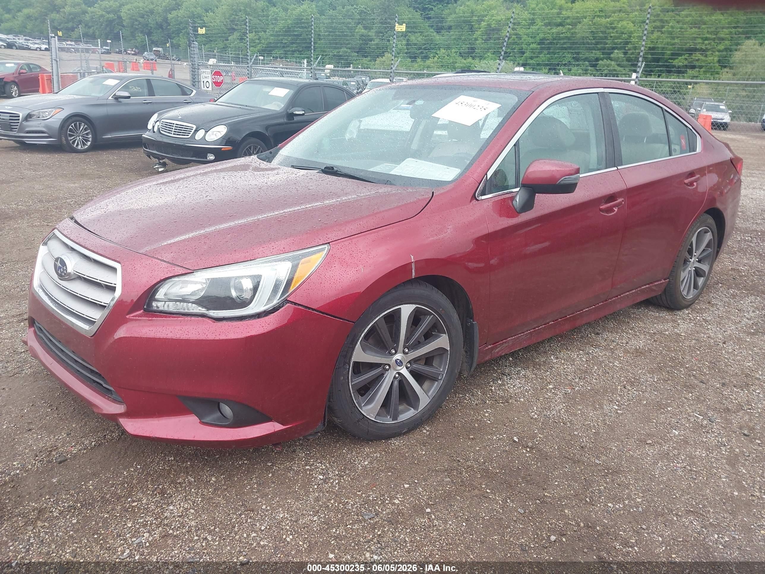 2015 Subaru Legacy 2.5i Limited Red vin: 4S3BNBL60F3043346