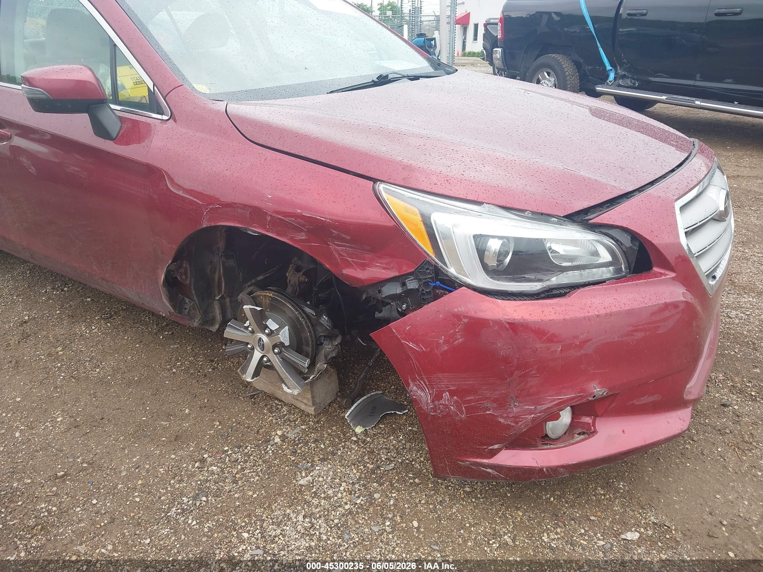 2015 Subaru Legacy 2.5i Limited Red vin: 4S3BNBL60F3043346