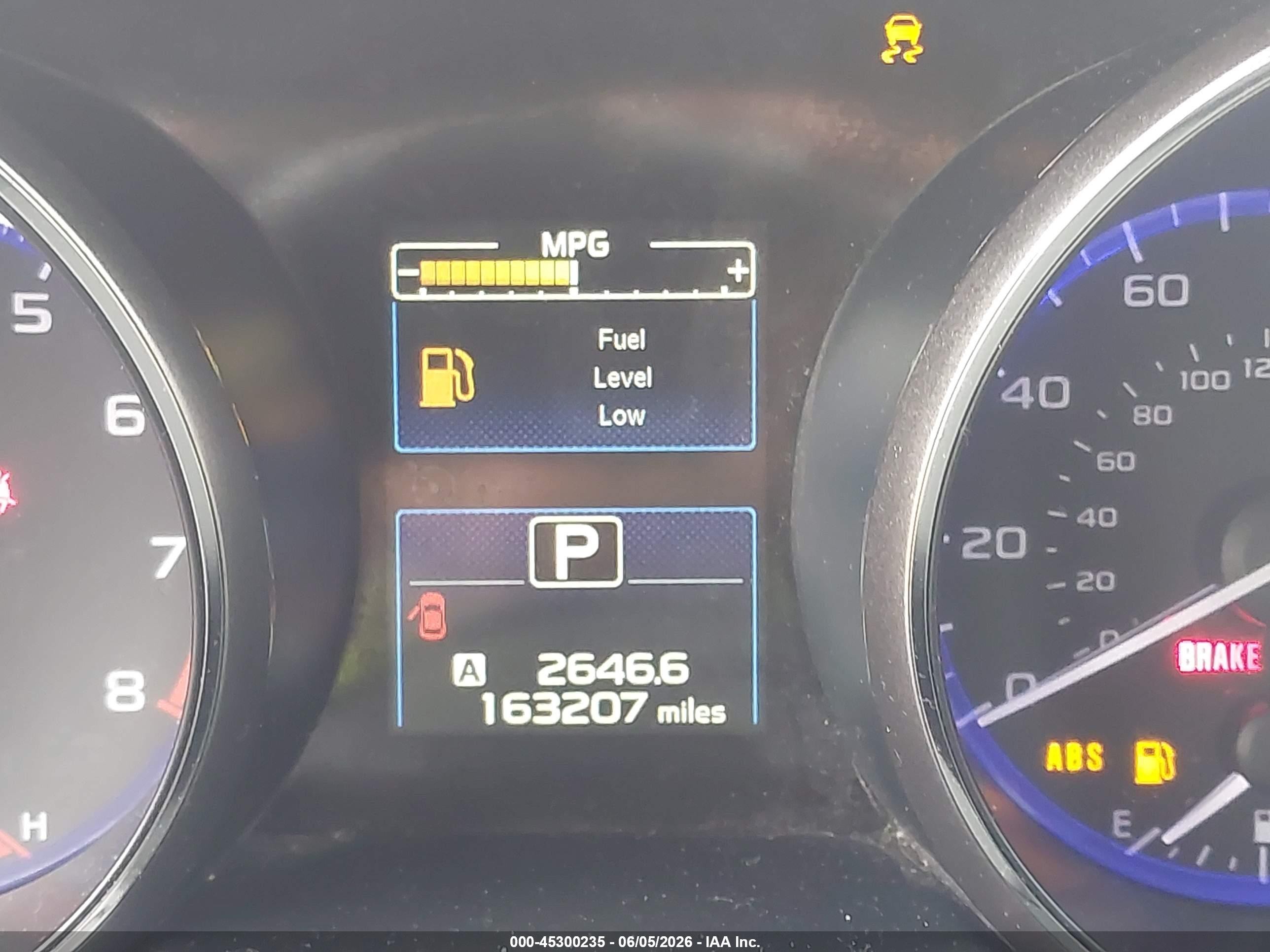 2015 Subaru Legacy 2.5i Limited Red vin: 4S3BNBL60F3043346