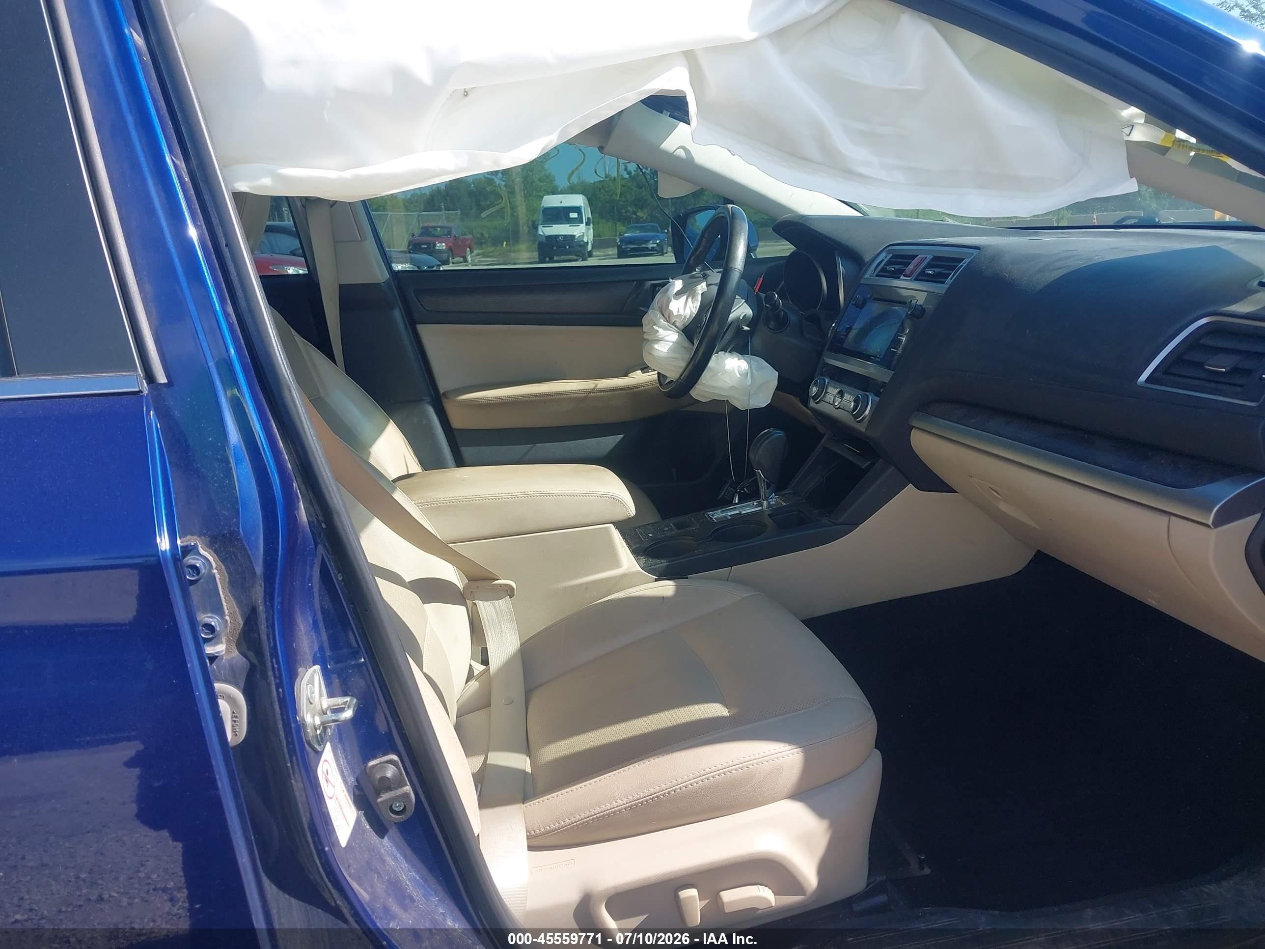 2015 Subaru Legacy 2.5i Limited Синий vin: 4S3BNBL63F3021633