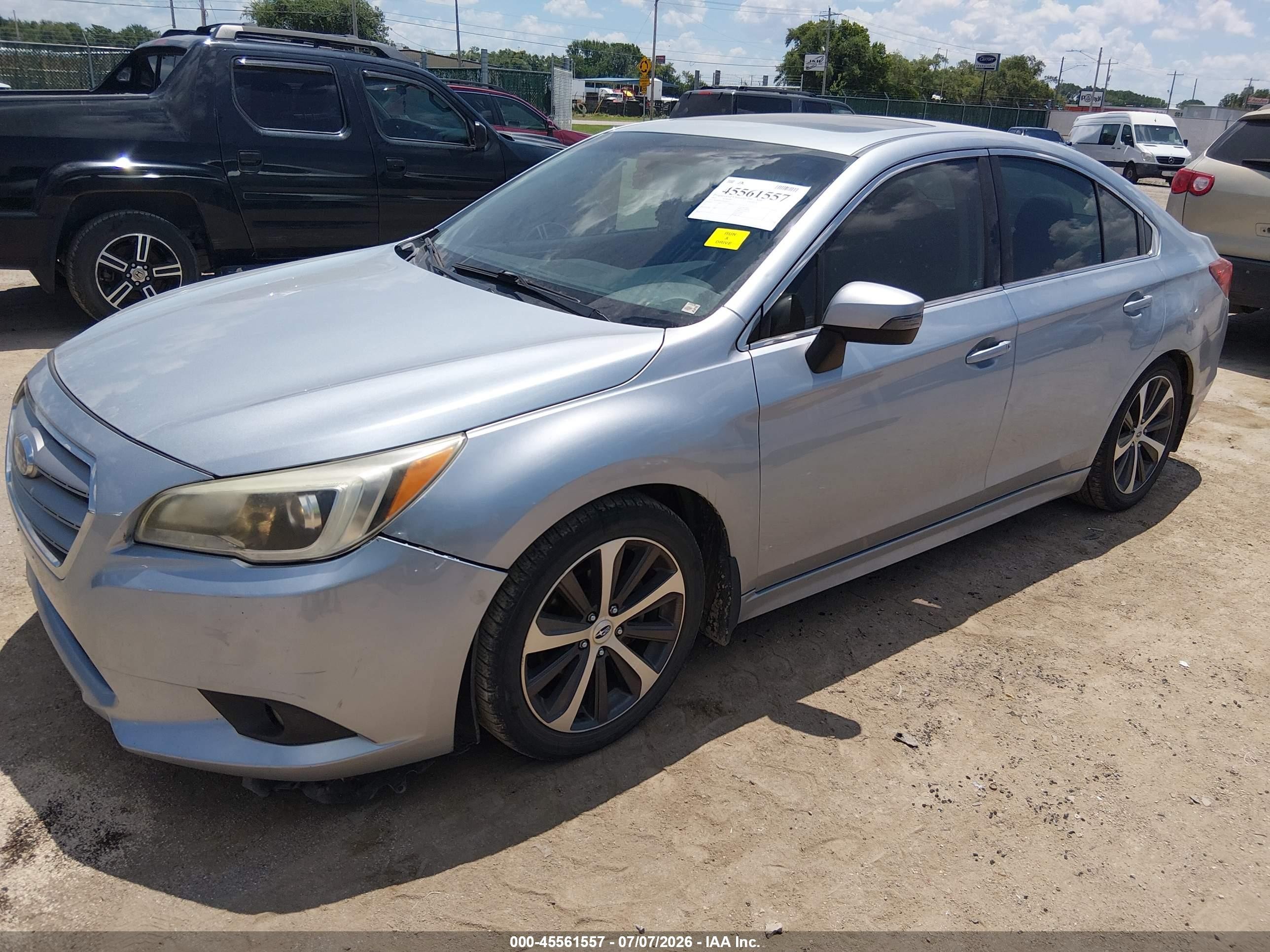 2015 Subaru Legacy 2.5i Limited Silver vin: 4S3BNBL67F3030710