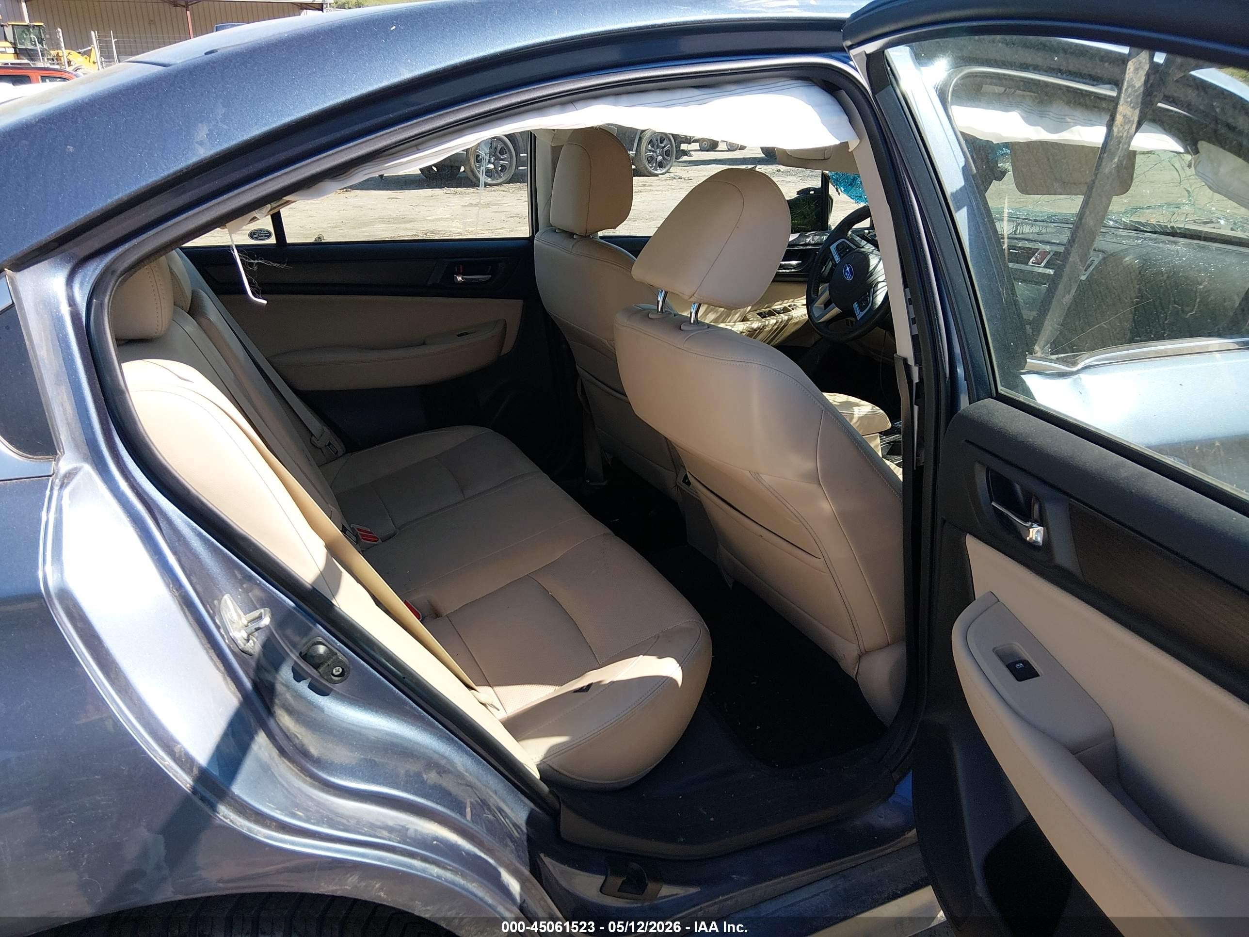 2015 Subaru Legacy 2.5i Limited Синий vin: 4S3BNBL69F3054622