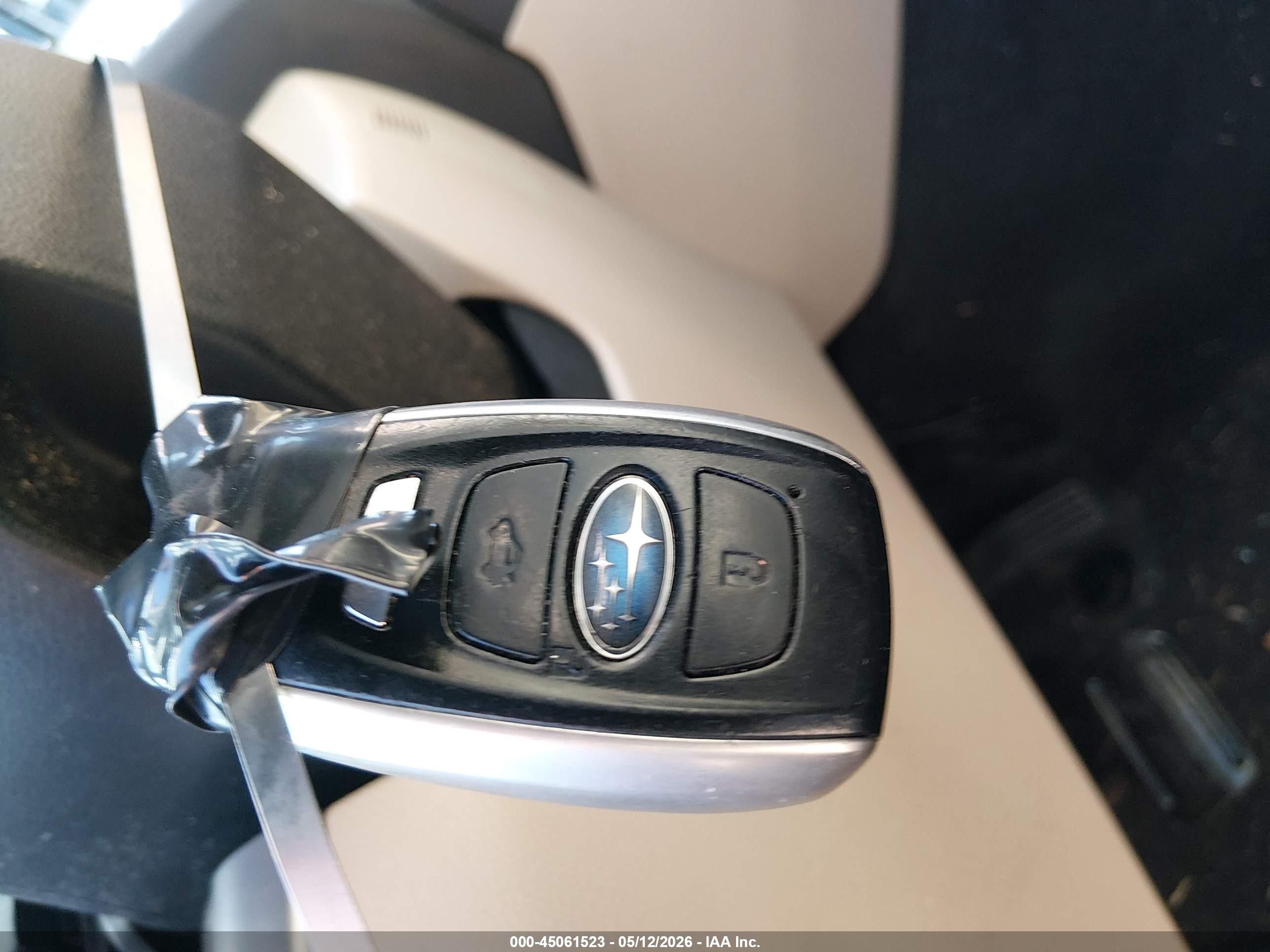 2015 Subaru Legacy 2.5i Limited Синий vin: 4S3BNBL69F3054622