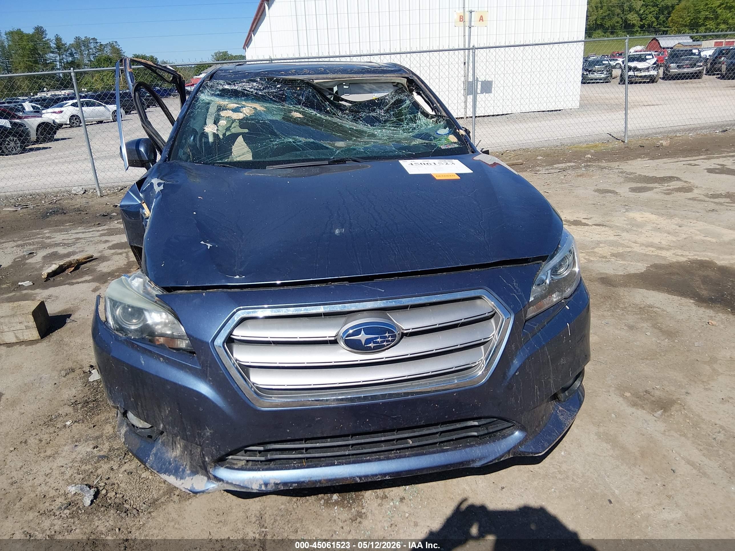 2015 Subaru Legacy 2.5i Limited Синий vin: 4S3BNBL69F3054622