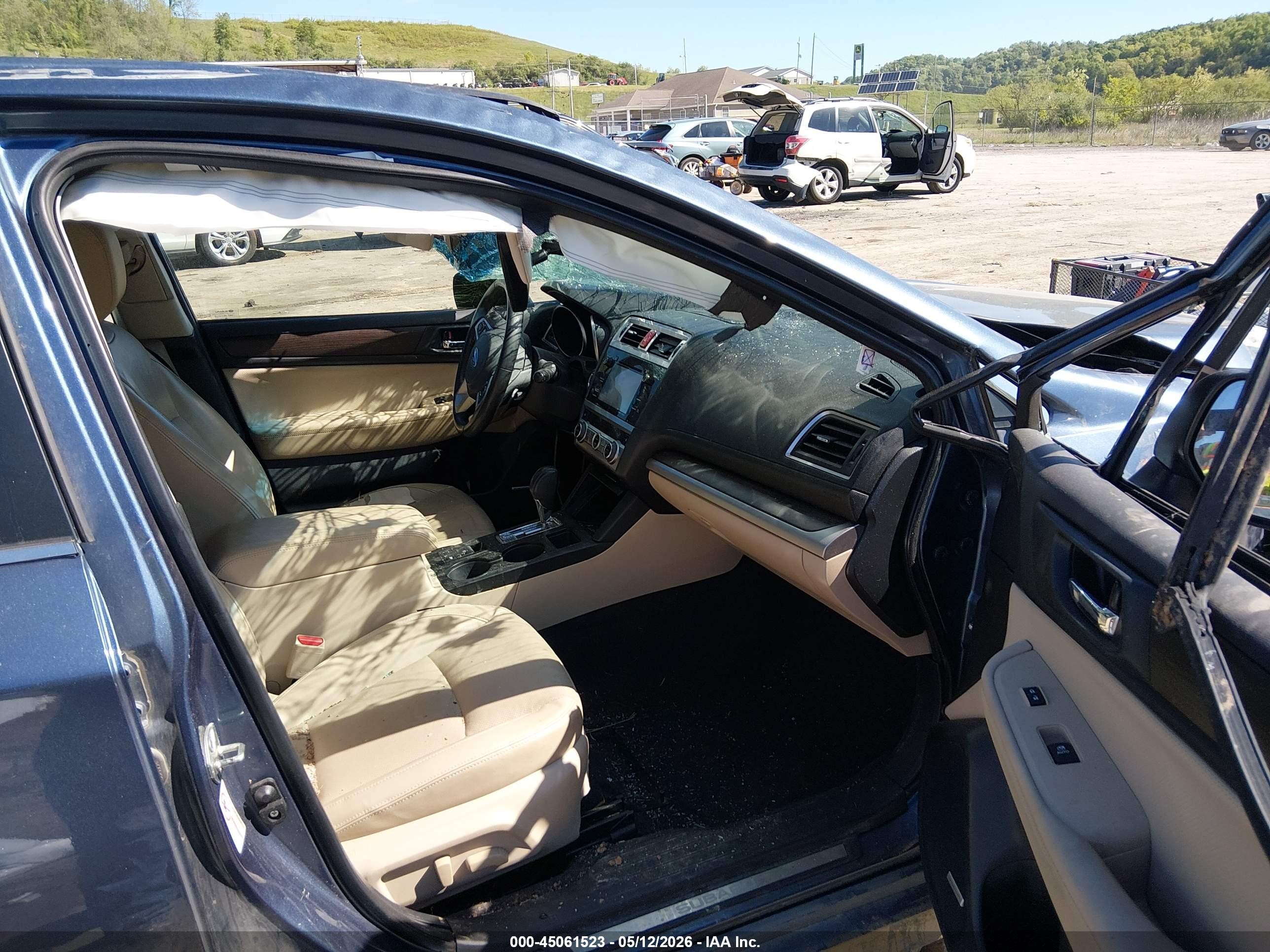 2015 Subaru Legacy 2.5i Limited Синий vin: 4S3BNBL69F3054622