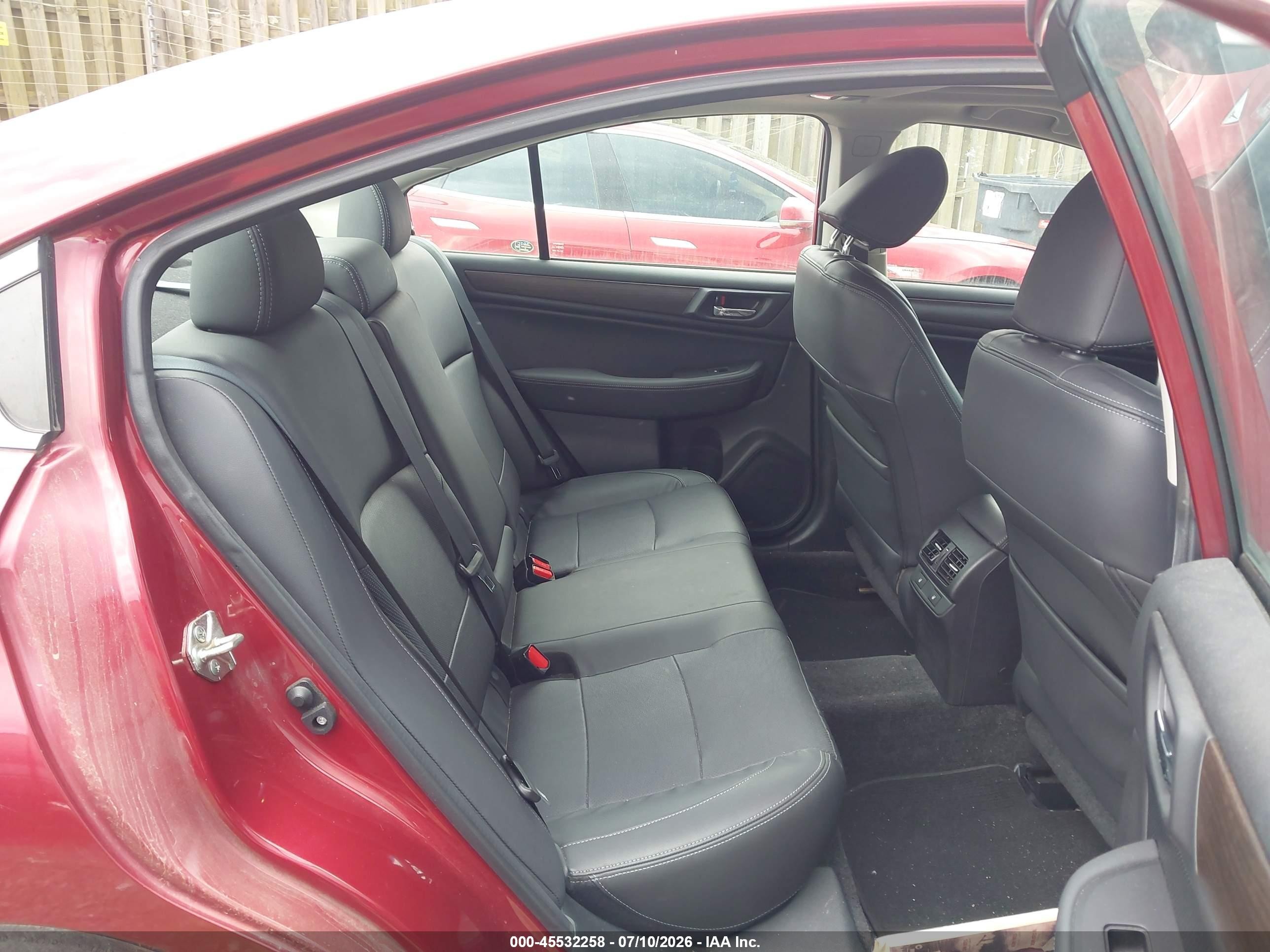 2015 Subaru Legacy 2.5i Limited Burgundy vin: 4S3BNBL6XF3035464