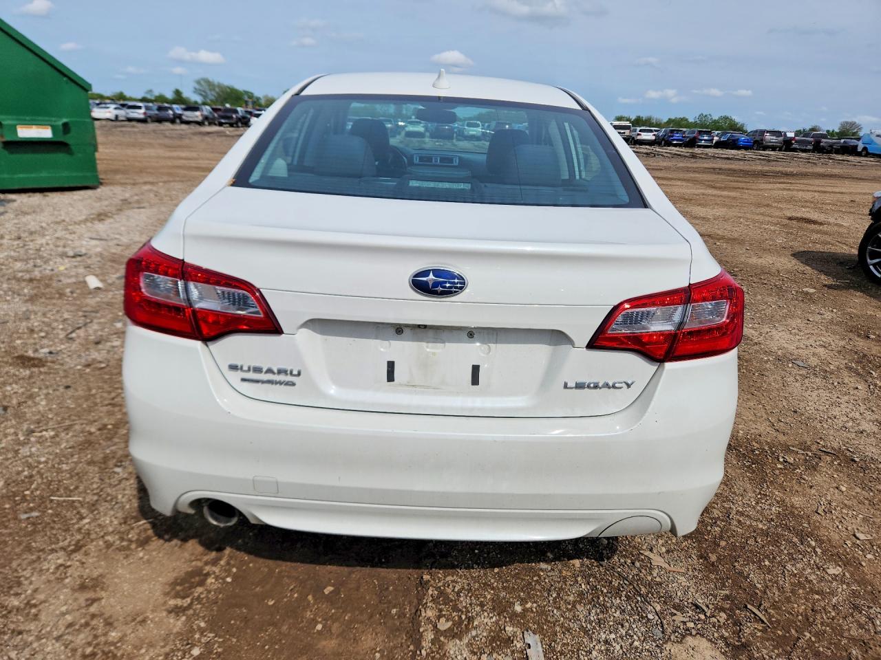 2016 Subaru Legacy 2.5i Limited White vin: 4S3BNBL6XG3002692