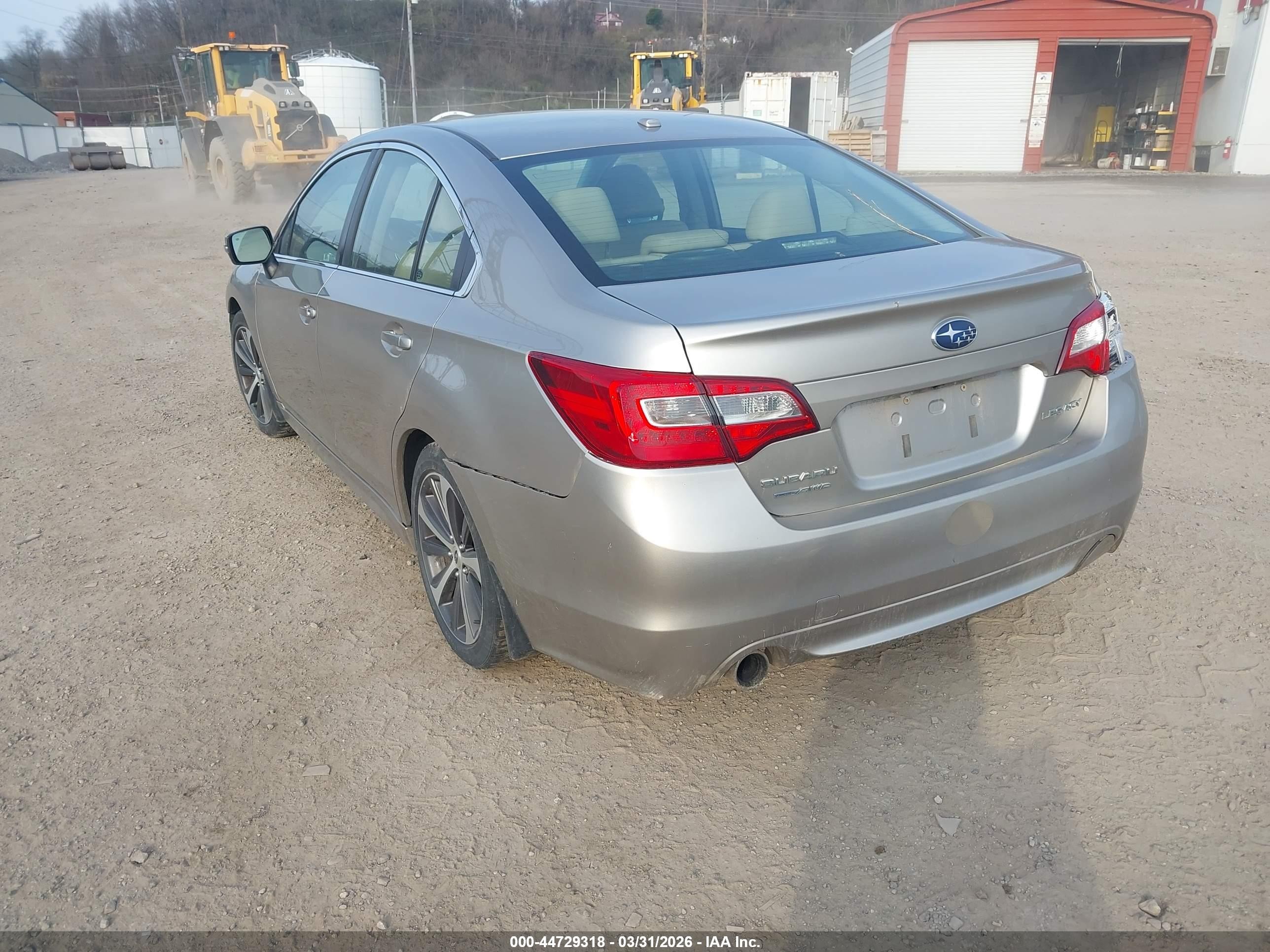 2015 Subaru Legacy 2.5i Limited Gold vin: 4S3BNBN62F3046407