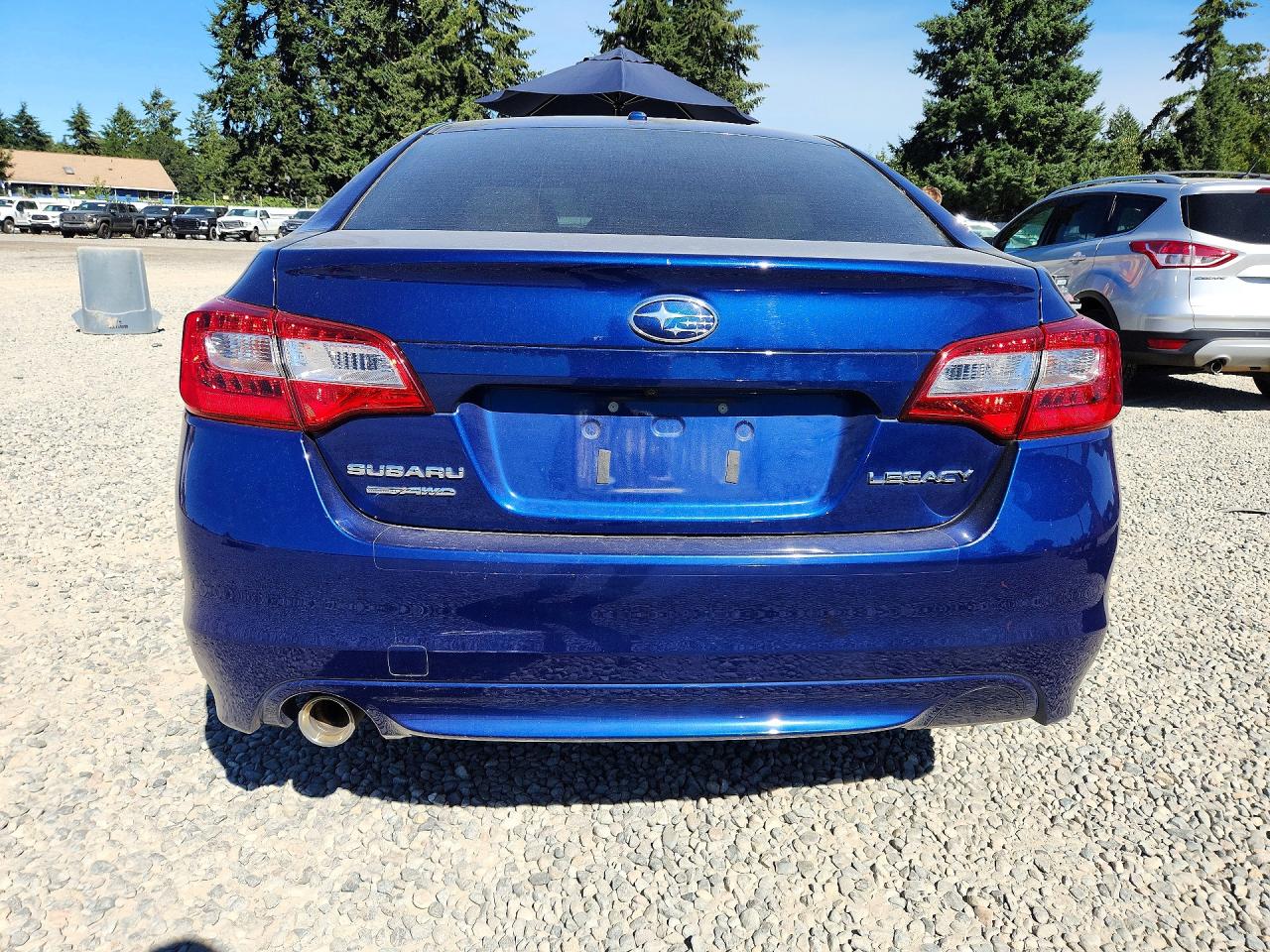 2015 Subaru Legacy 2.5i Limited Blue vin: 4S3BNBN62F3074336