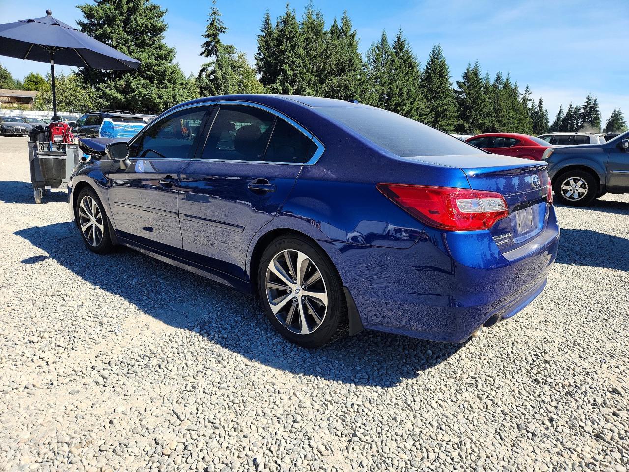 2015 Subaru Legacy 2.5i Limited Blue vin: 4S3BNBN62F3074336