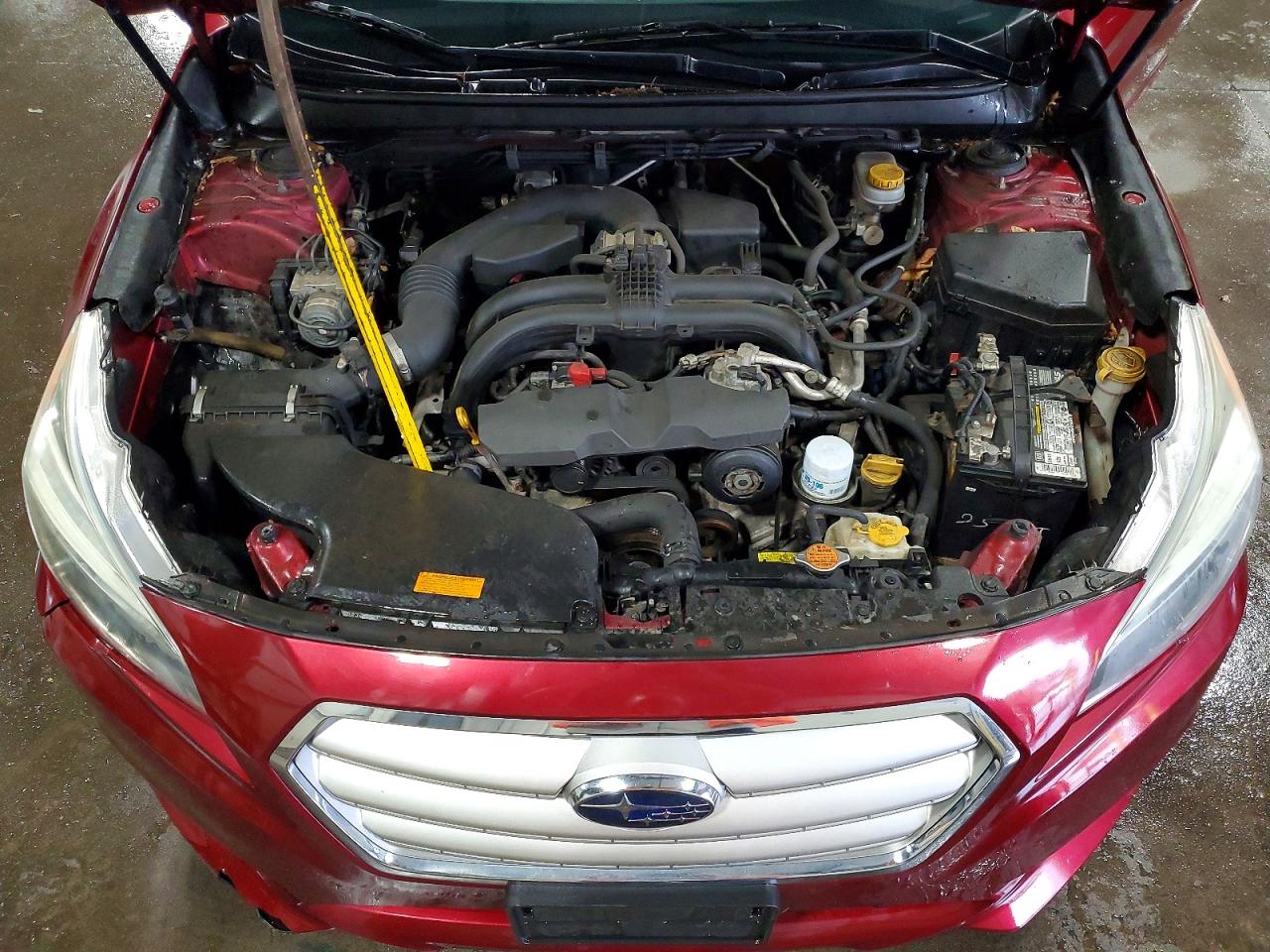 2015 Subaru Legacy 2.5i Limited Red vin: 4S3BNBN63F3035495
