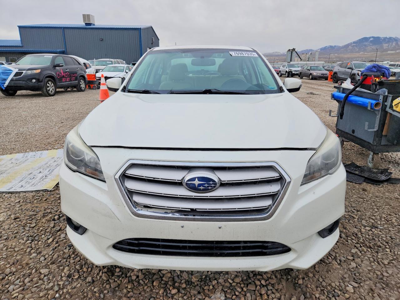 2016 Subaru Legacy 2.5i Limited White vin: 4S3BNBN63G3038463