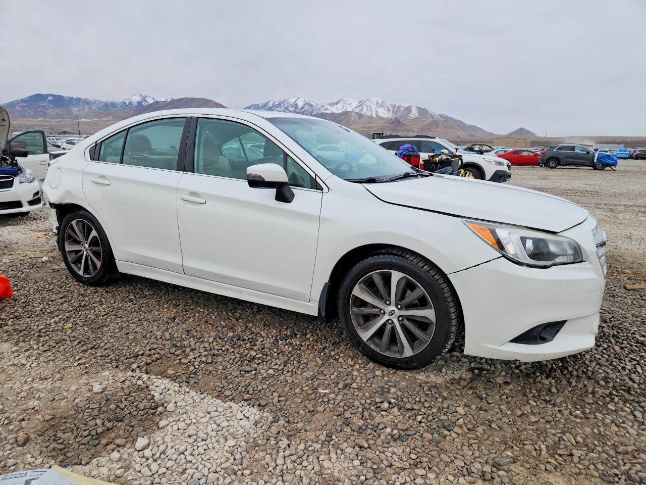 2016 Subaru Legacy 2.5i Limited White vin: 4S3BNBN63G3038463