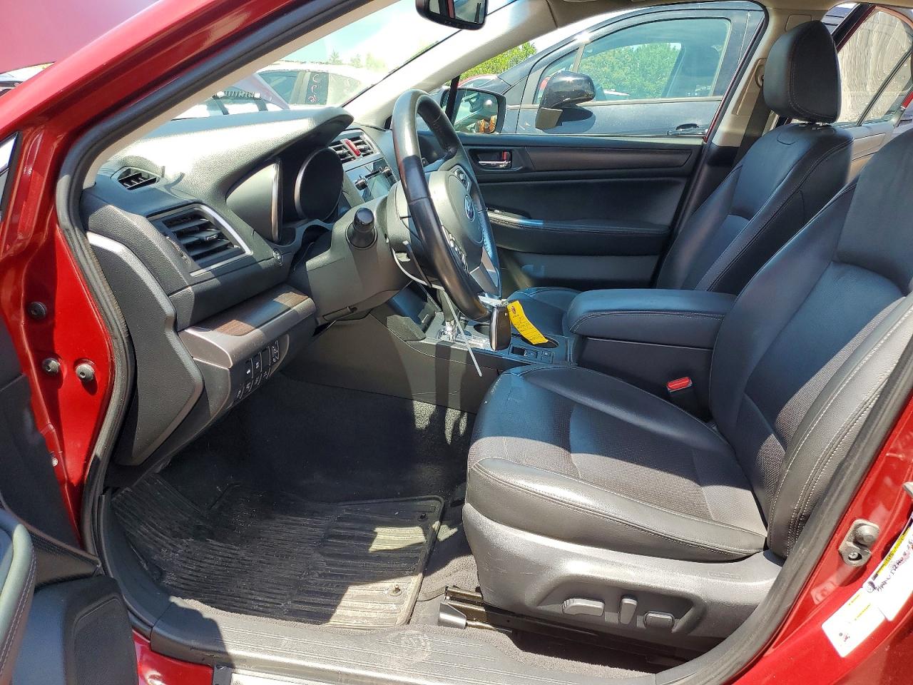 2015 Subaru Legacy 2.5i Limited Красный vin: 4S3BNBN66F3051772