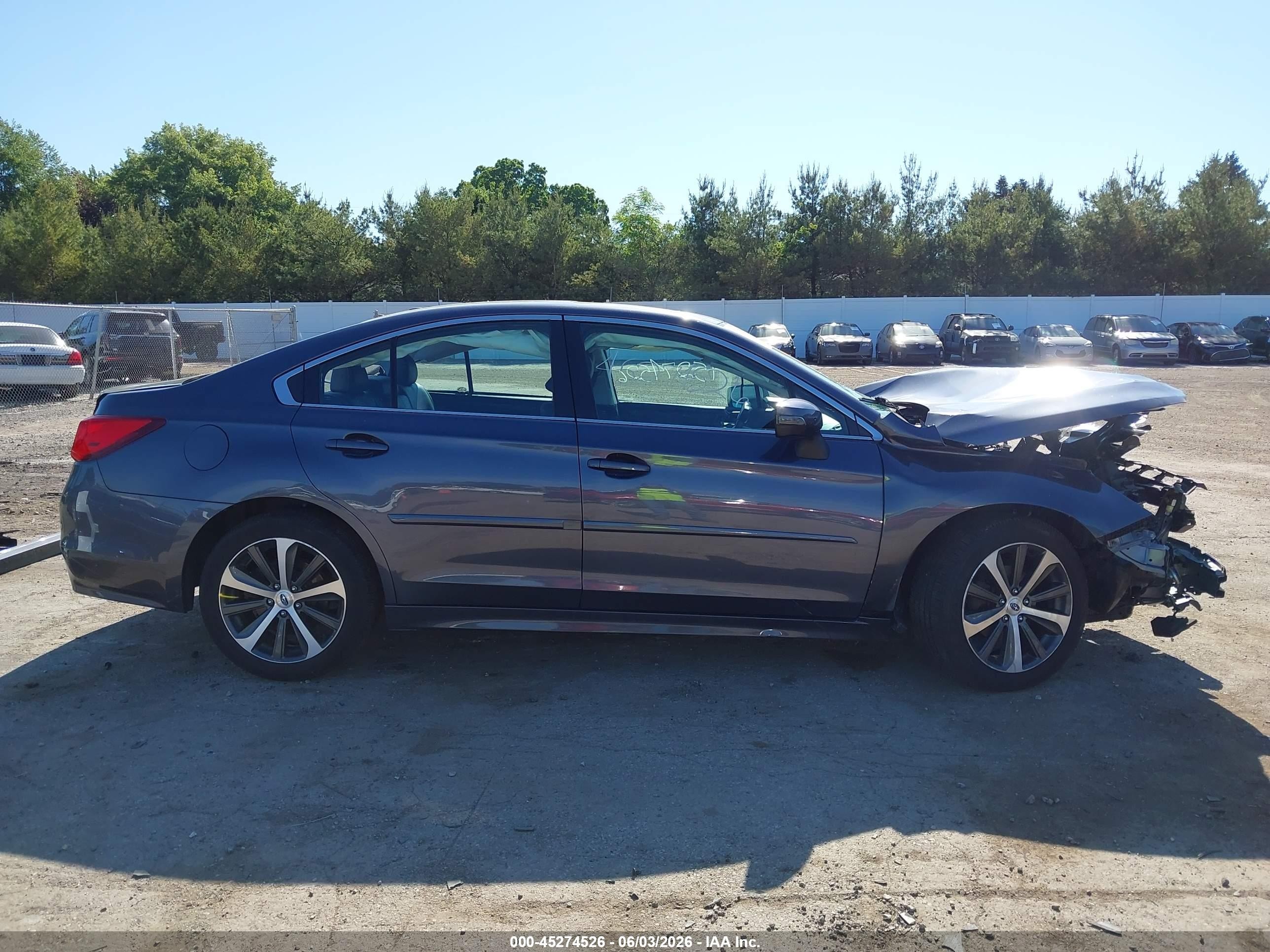 2015 Subaru Legacy 2.5i Limited Серый vin: 4S3BNBN68F3074762