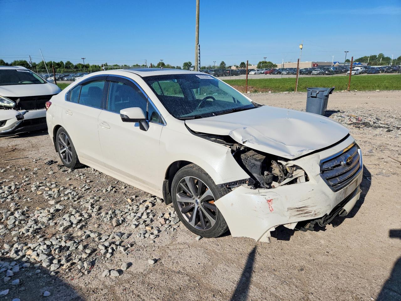 2015 Subaru Legacy 2.5i Limited White vin: 4S3BNBN69F3017549