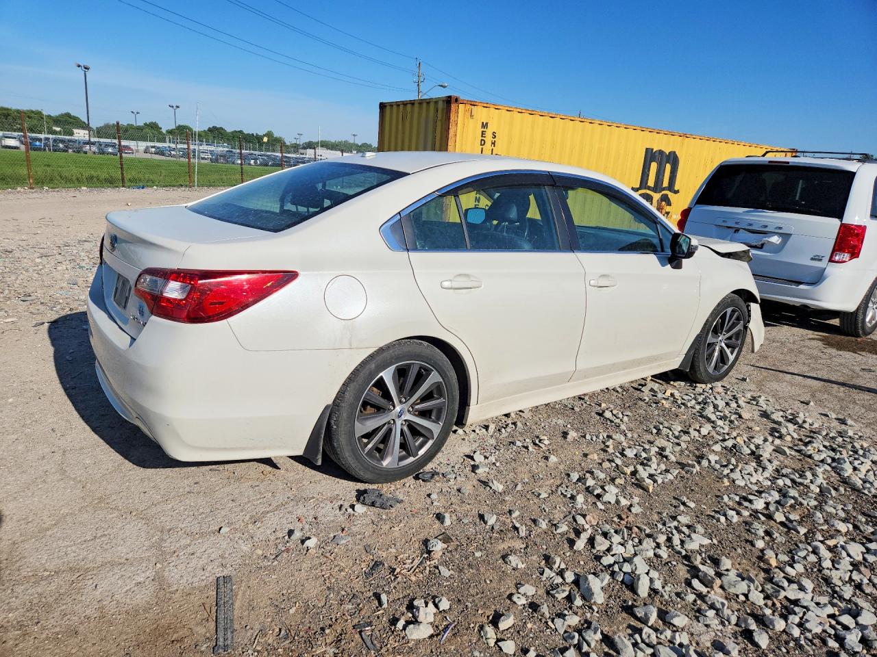 2015 Subaru Legacy 2.5i Limited White vin: 4S3BNBN69F3017549