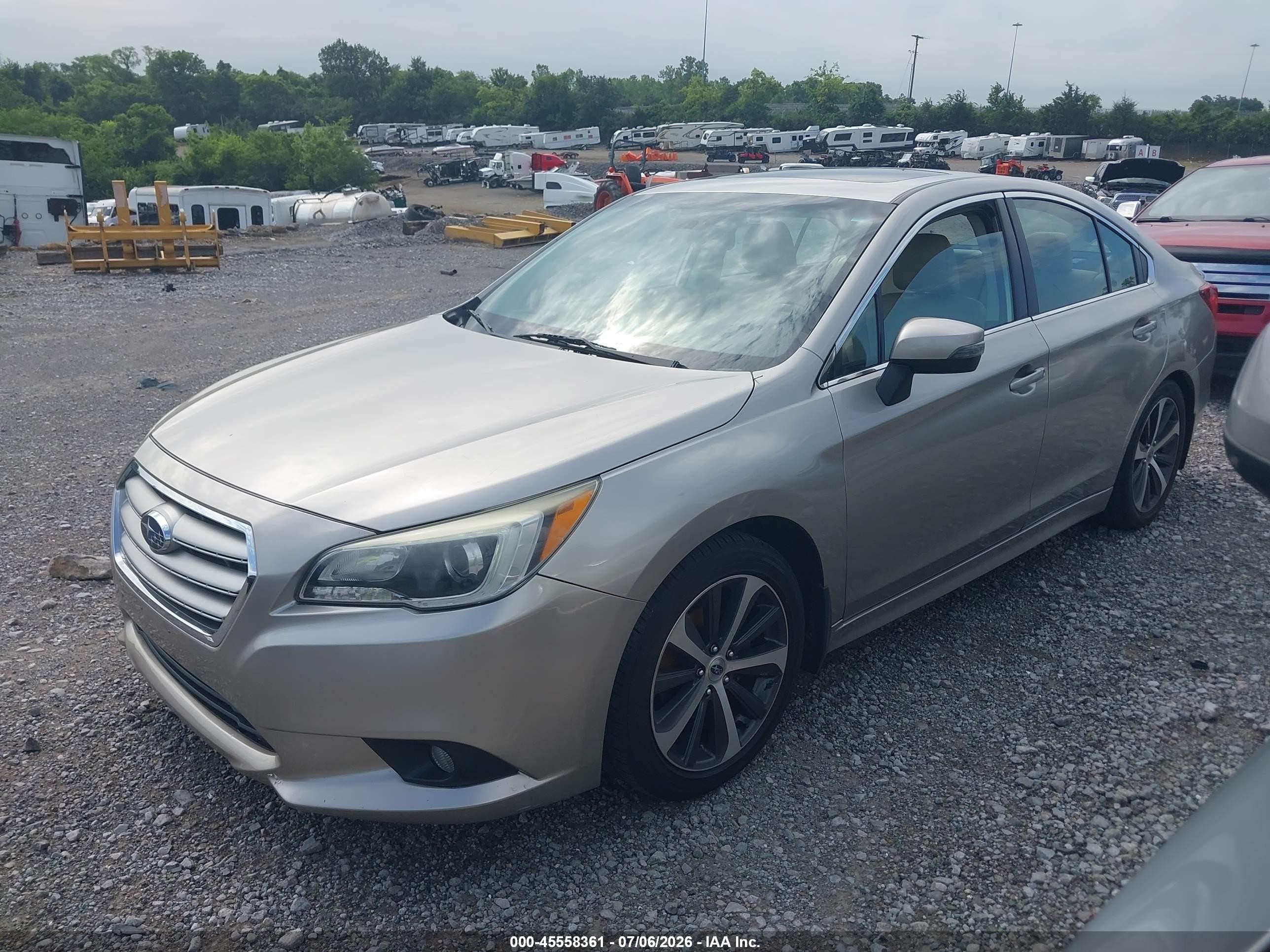 2015 Subaru Legacy 2.5i Limited Gold vin: 4S3BNBN69F3058862