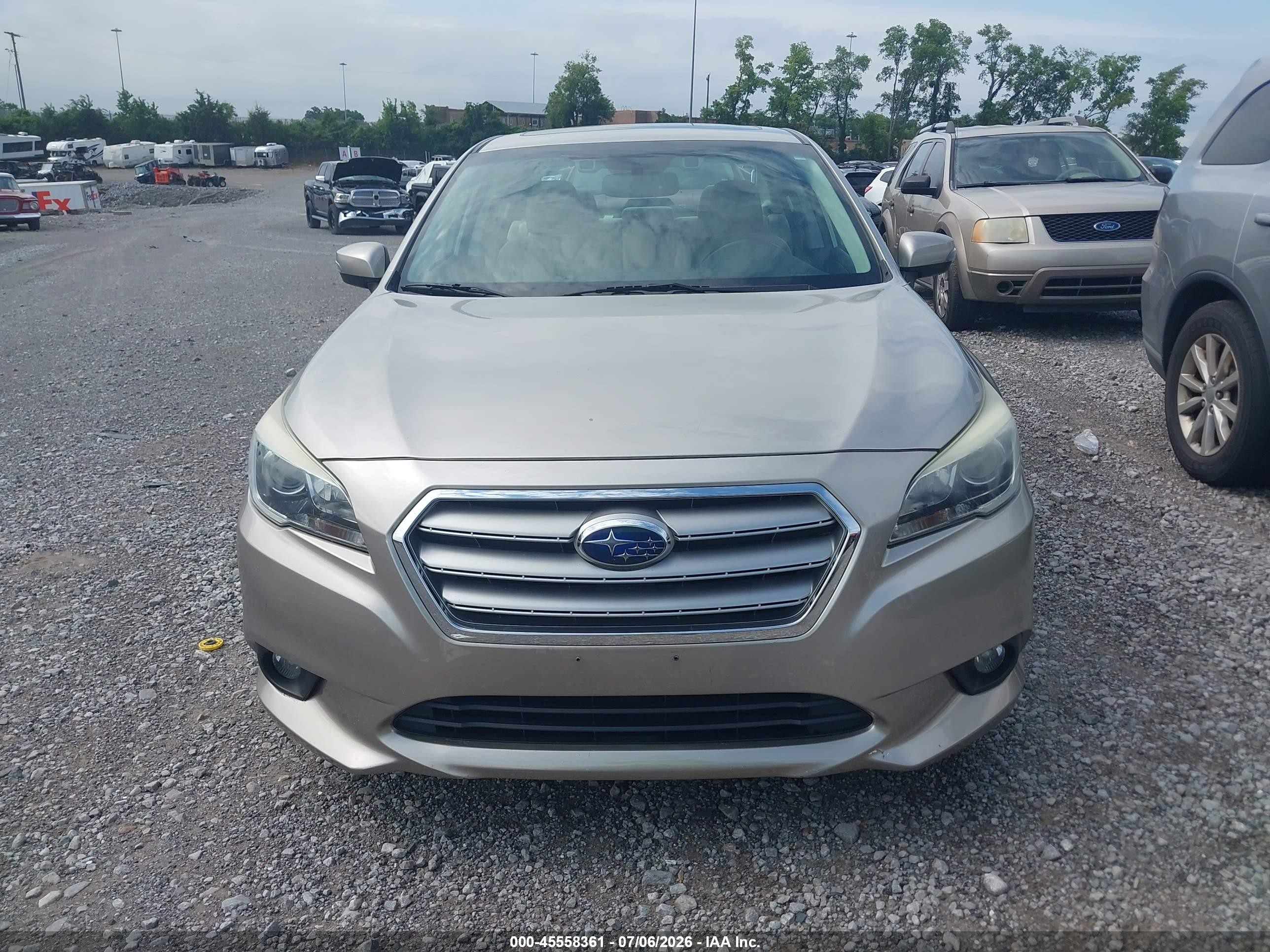 2015 Subaru Legacy 2.5i Limited Gold vin: 4S3BNBN69F3058862