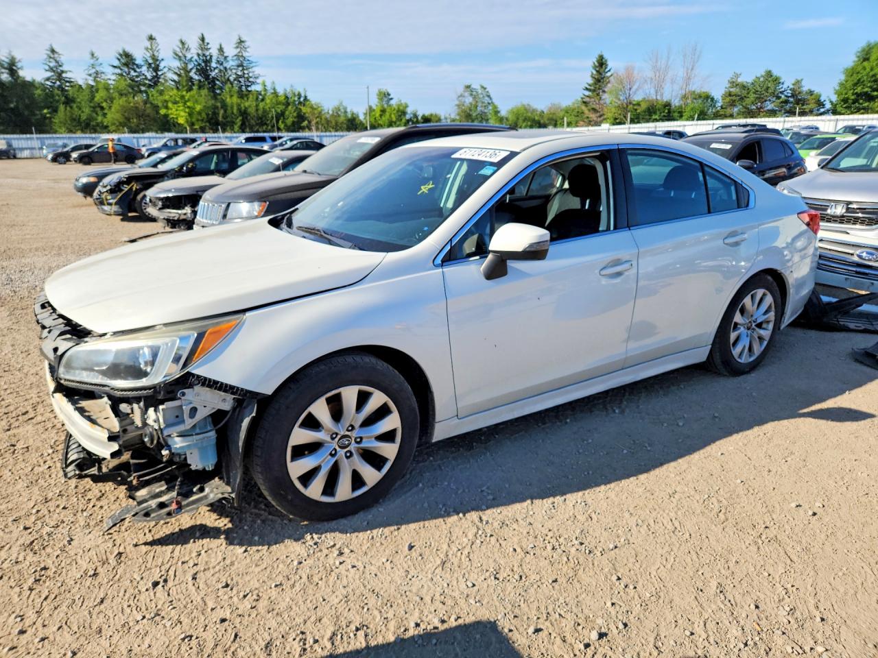 2015 Subaru Legacy 2.5i Premium White vin: 4S3BNCD64F3024089
