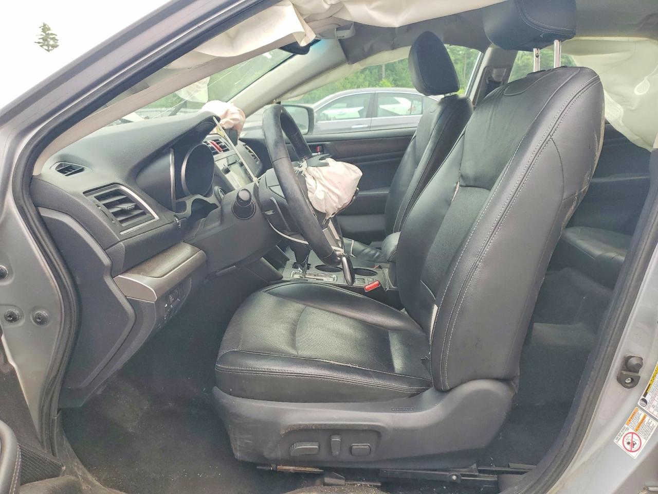 2015 Subaru Legacy 3.6r Limited Silver vin: 4S3BNEL61F3011622
