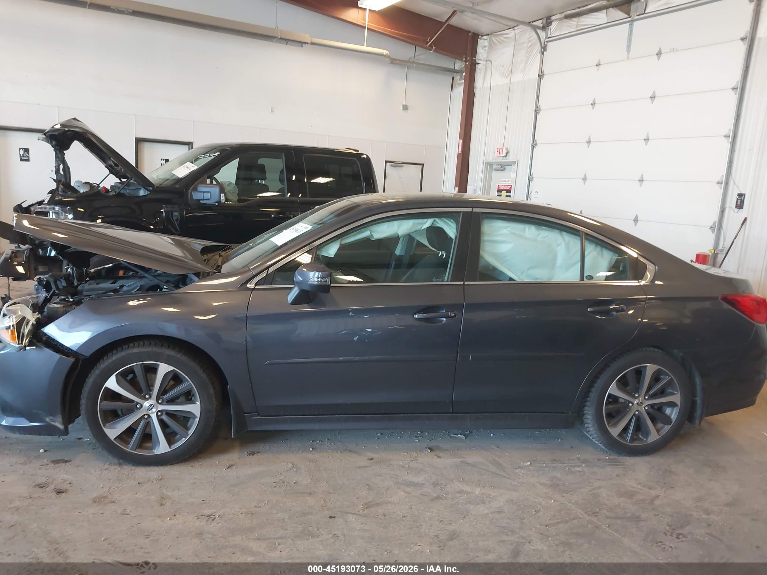 2015 Subaru Legacy 3.6r Limited Gray vin: 4S3BNEL66F3010370