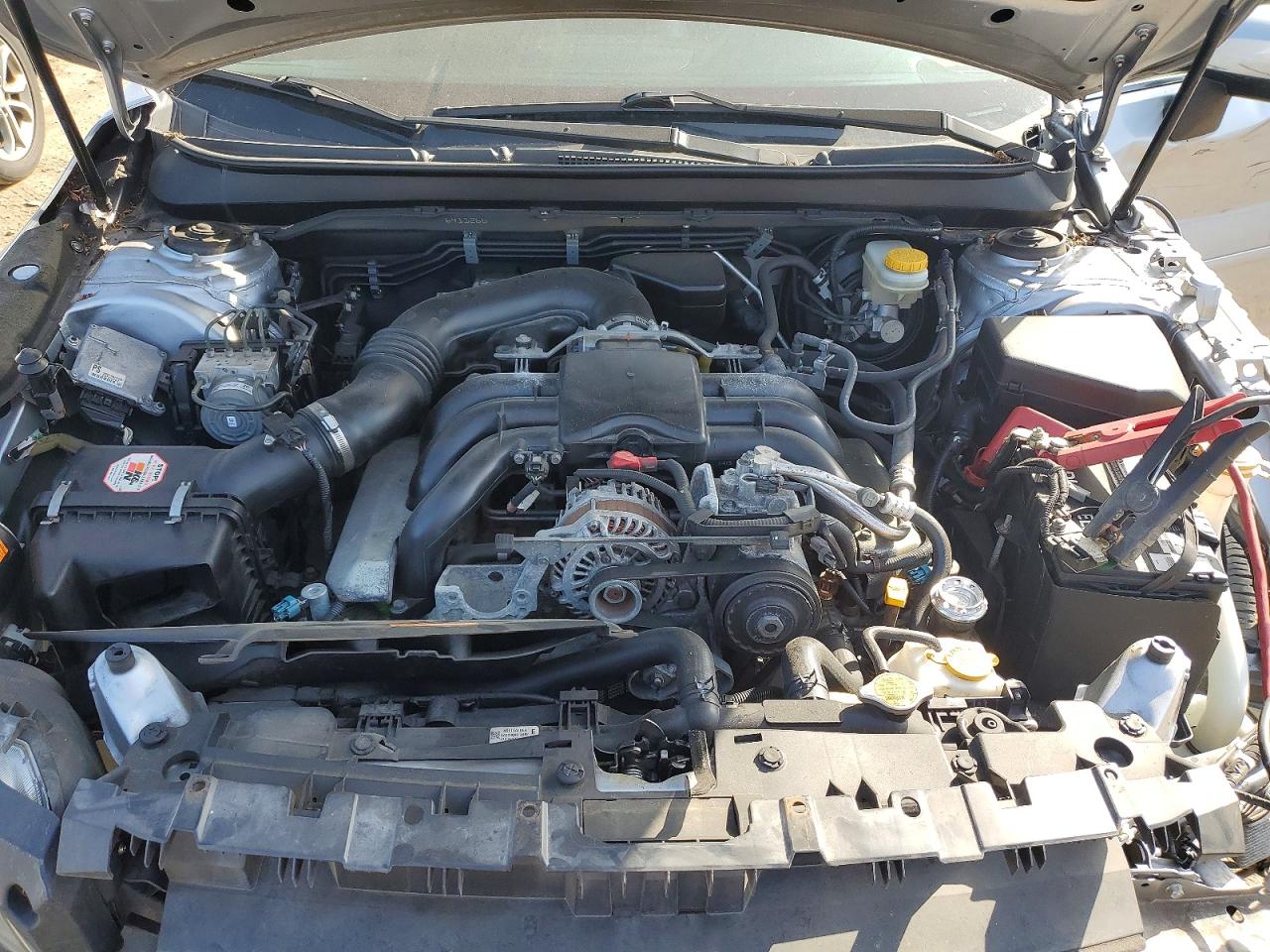 2015 Subaru Legacy 3.6r Limited Silver vin: 4S3BNEN60F3035780