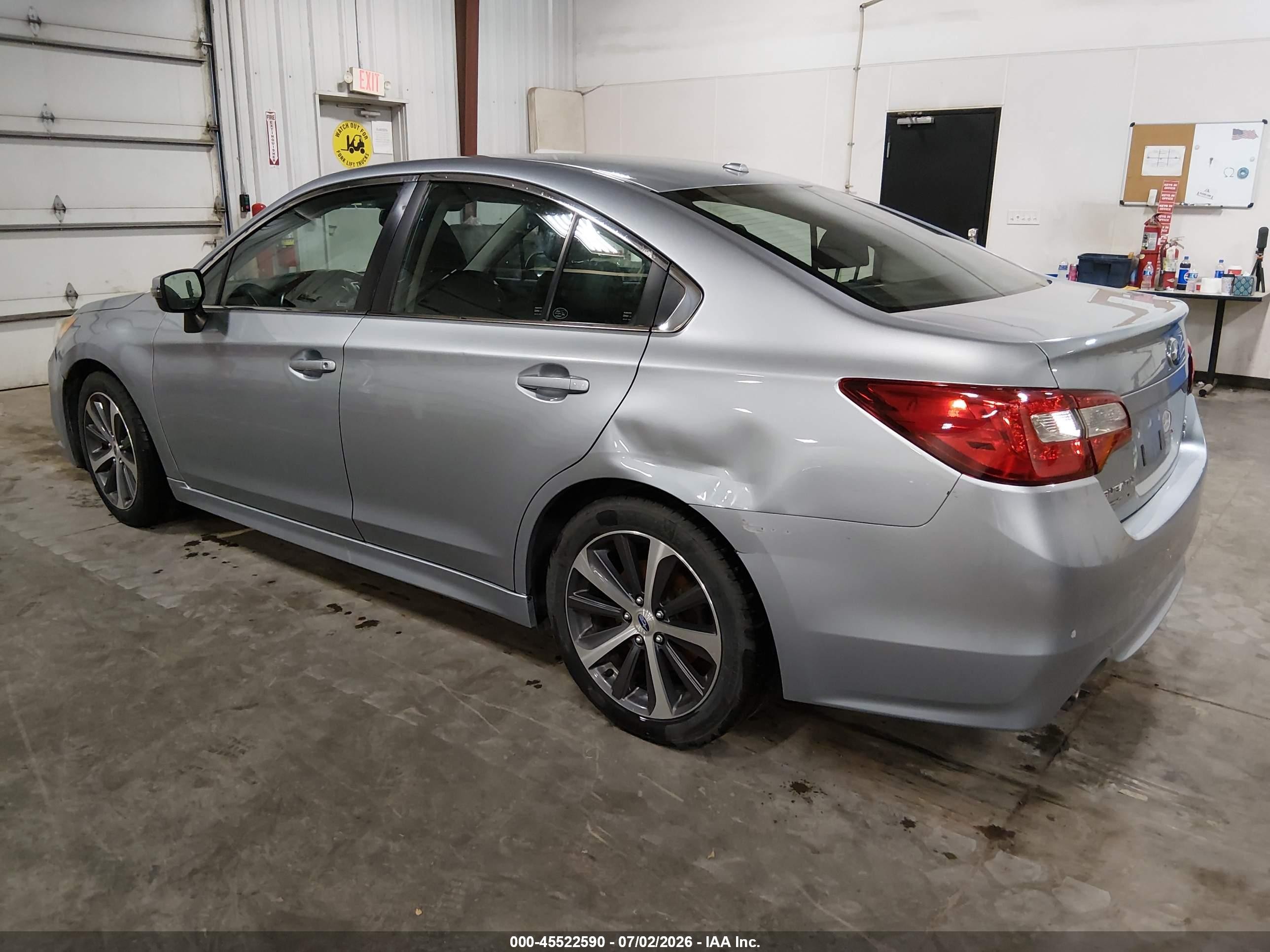 2015 Subaru Legacy 3.6r Limited Silver vin: 4S3BNEN61F3021726