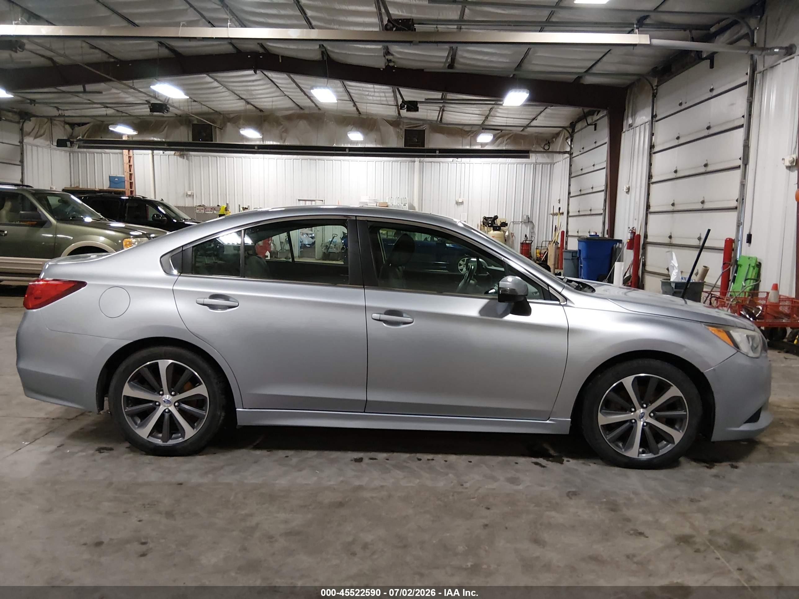 2015 Subaru Legacy 3.6r Limited Silver vin: 4S3BNEN61F3021726
