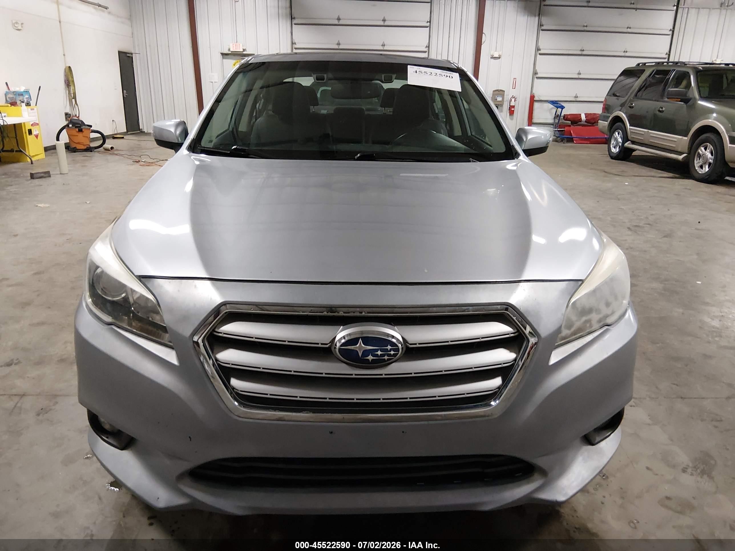 2015 Subaru Legacy 3.6r Limited Silver vin: 4S3BNEN61F3021726