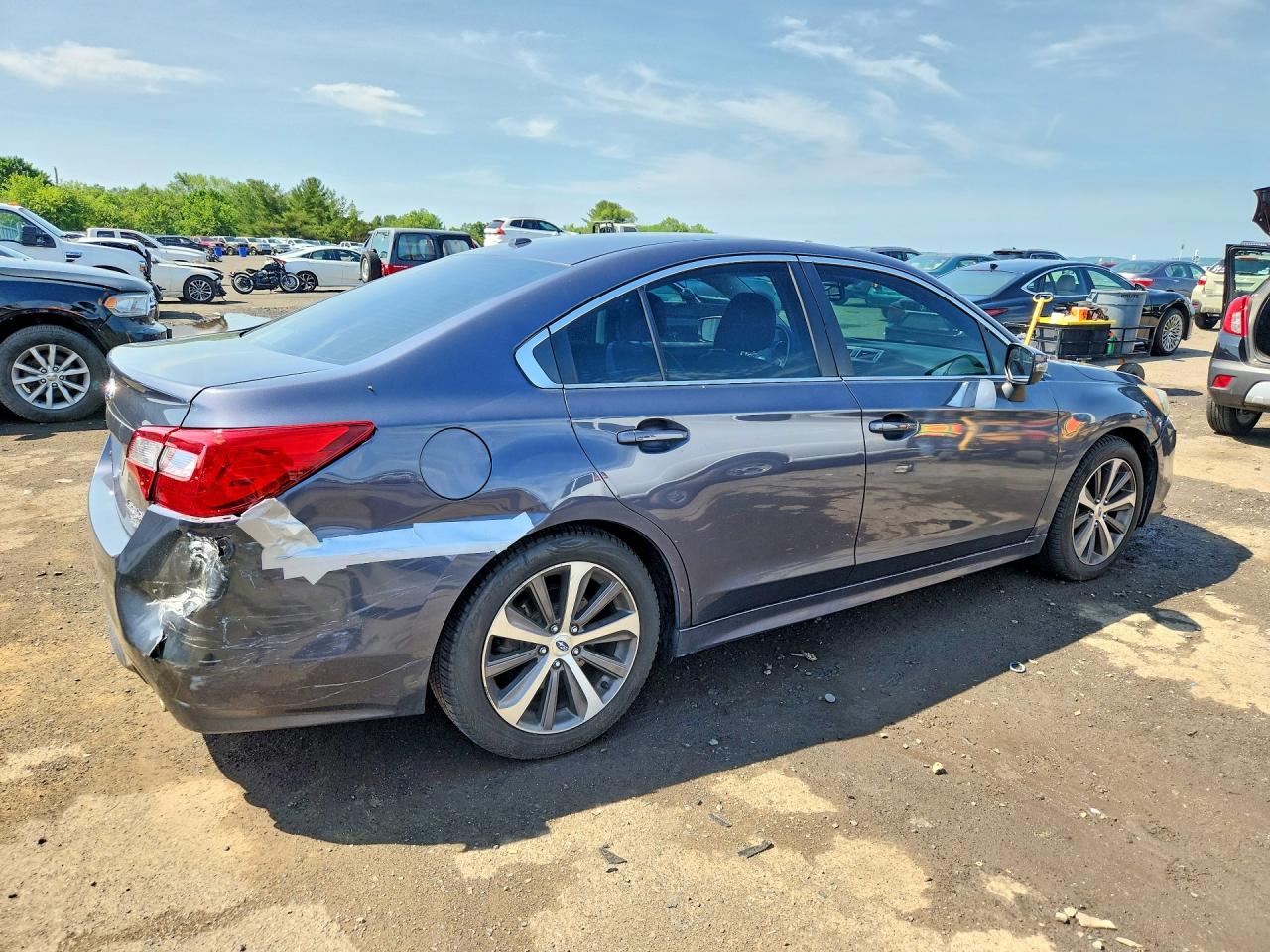 2015 Subaru Legacy 3.6r Limited Gray vin: 4S3BNEN61F3025551