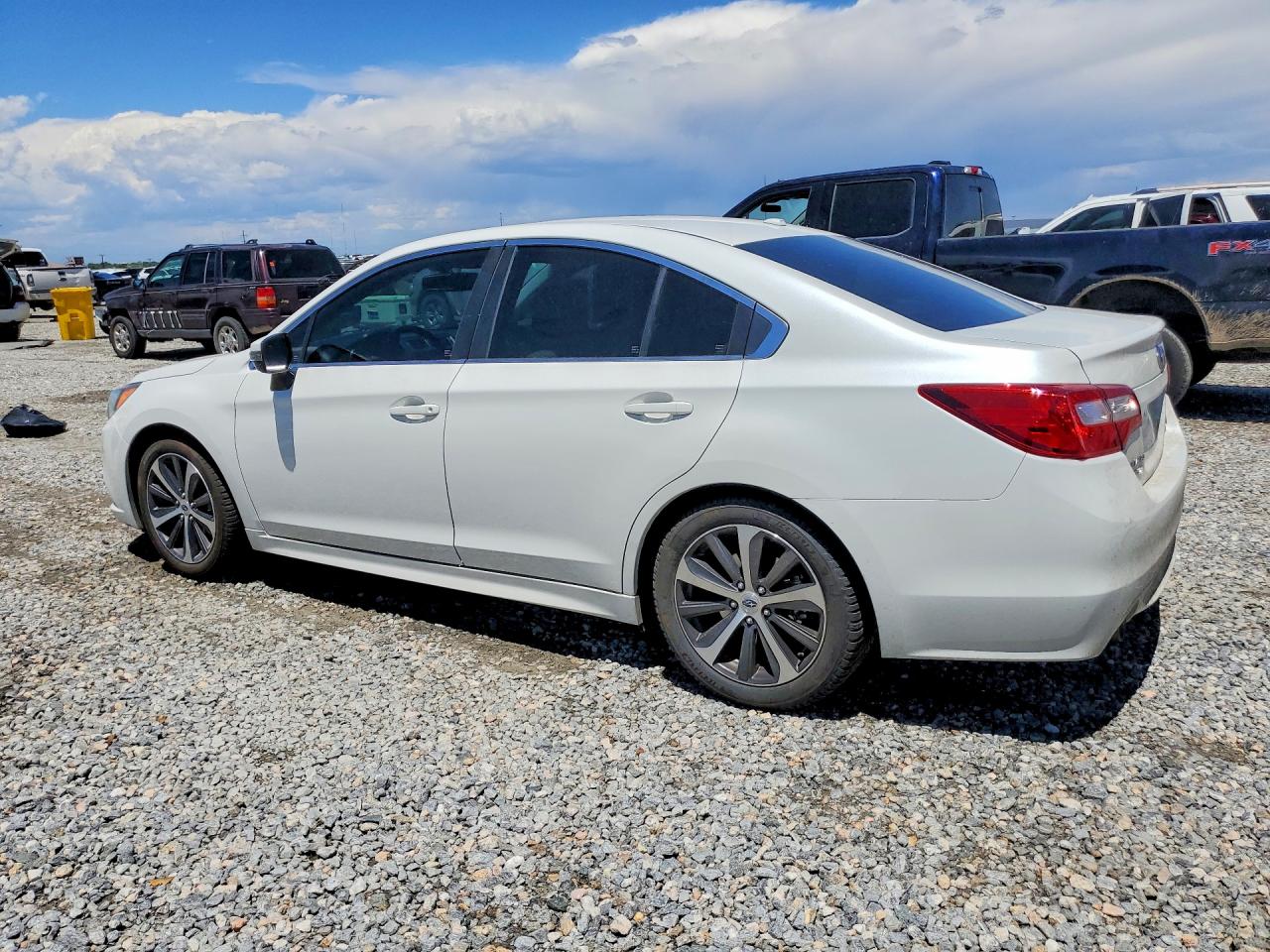 2015 Subaru Legacy 3.6r Limited White vin: 4S3BNEN61F3035156