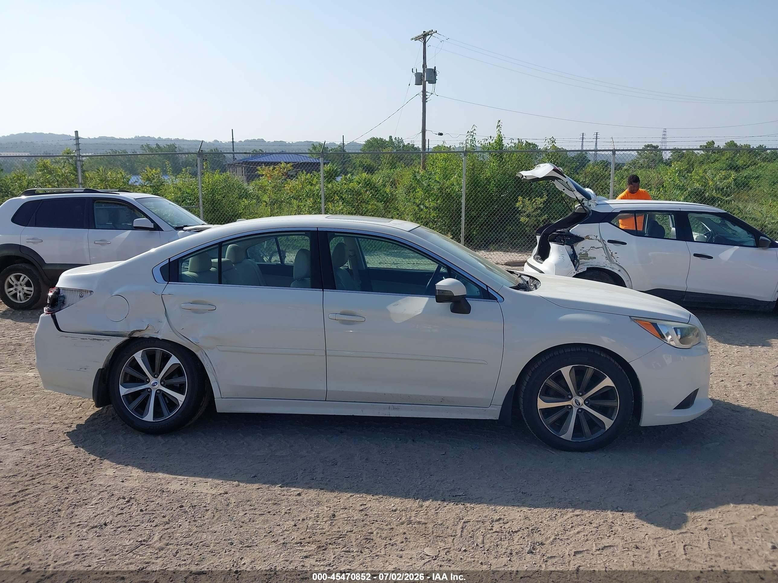 2015 Subaru Legacy 3.6r Limited White vin: 4S3BNEN63F3016916
