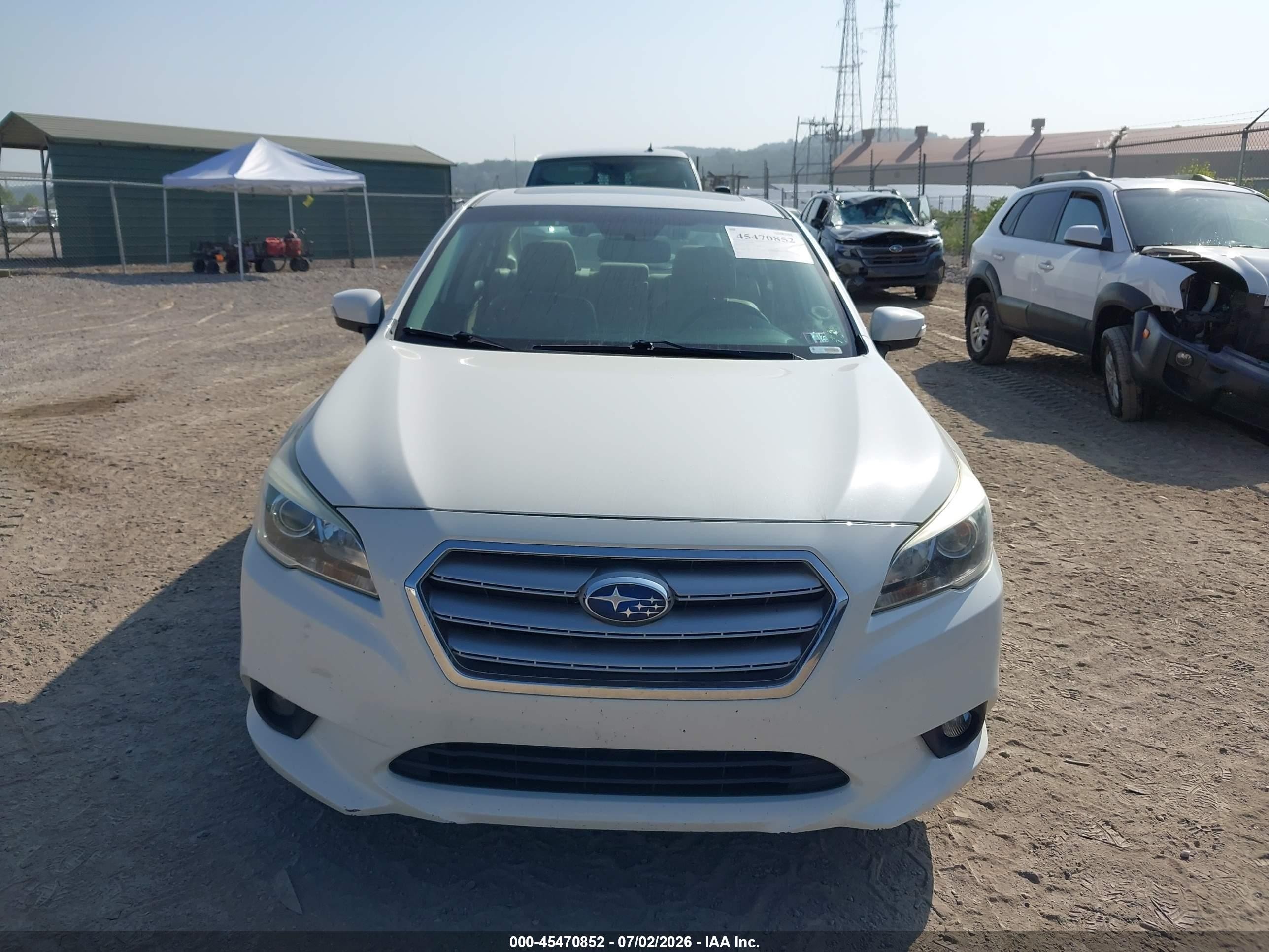 2015 Subaru Legacy 3.6r Limited White vin: 4S3BNEN63F3016916