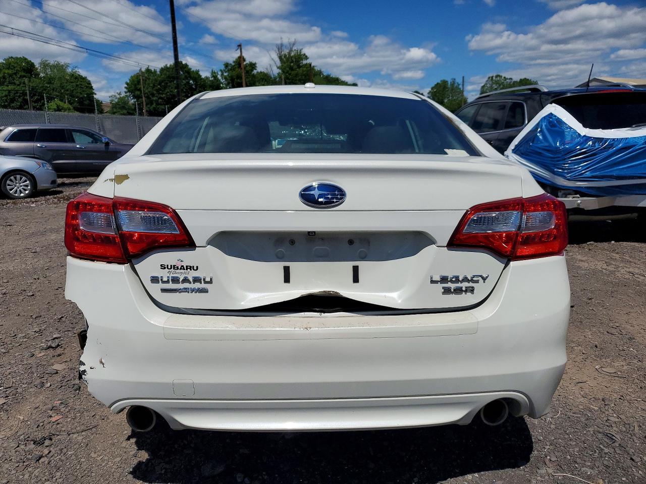 2015 Subaru Legacy 3.6r Limited Белый vin: 4S3BNEN65F3038917