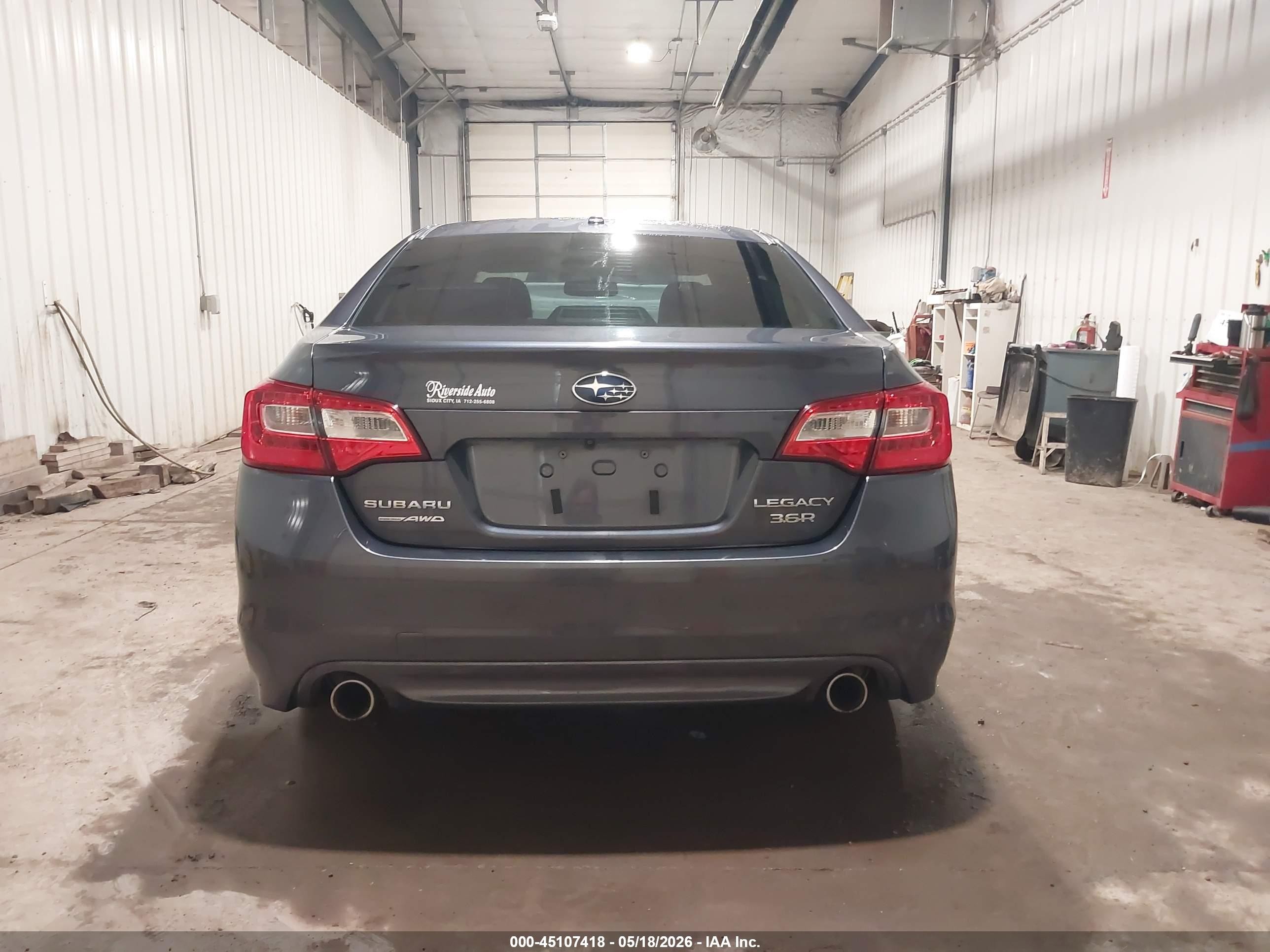 2015 Subaru Legacy 3.6r Limited Blue vin: 4S3BNEN65F3052946