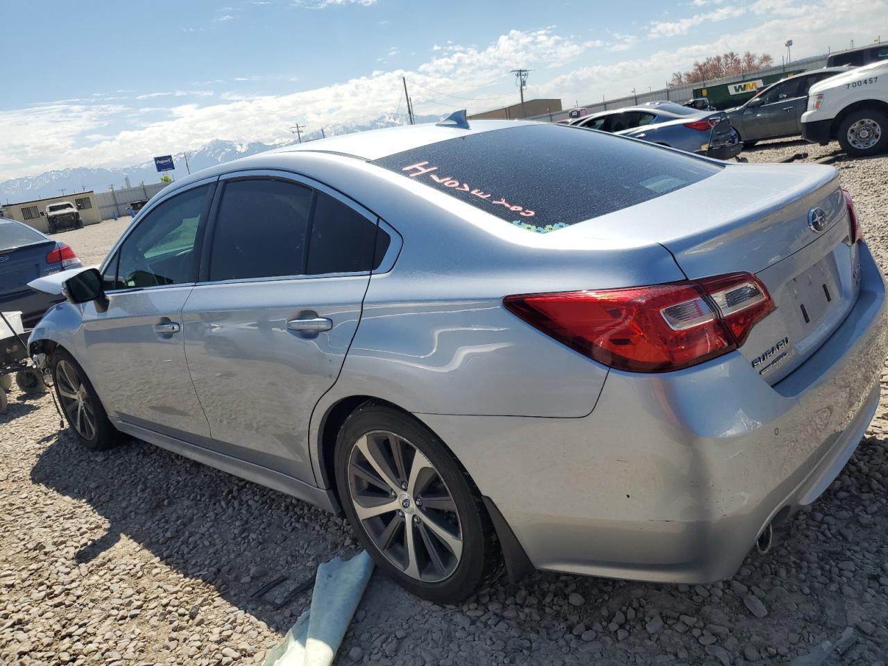 2017 Subaru Legacy 3.6r Limited Silver vin: 4S3BNEN65H3009081