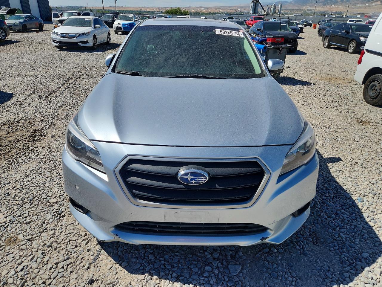 2017 Subaru Legacy 3.6r Limited Silver vin: 4S3BNEN65H3009081