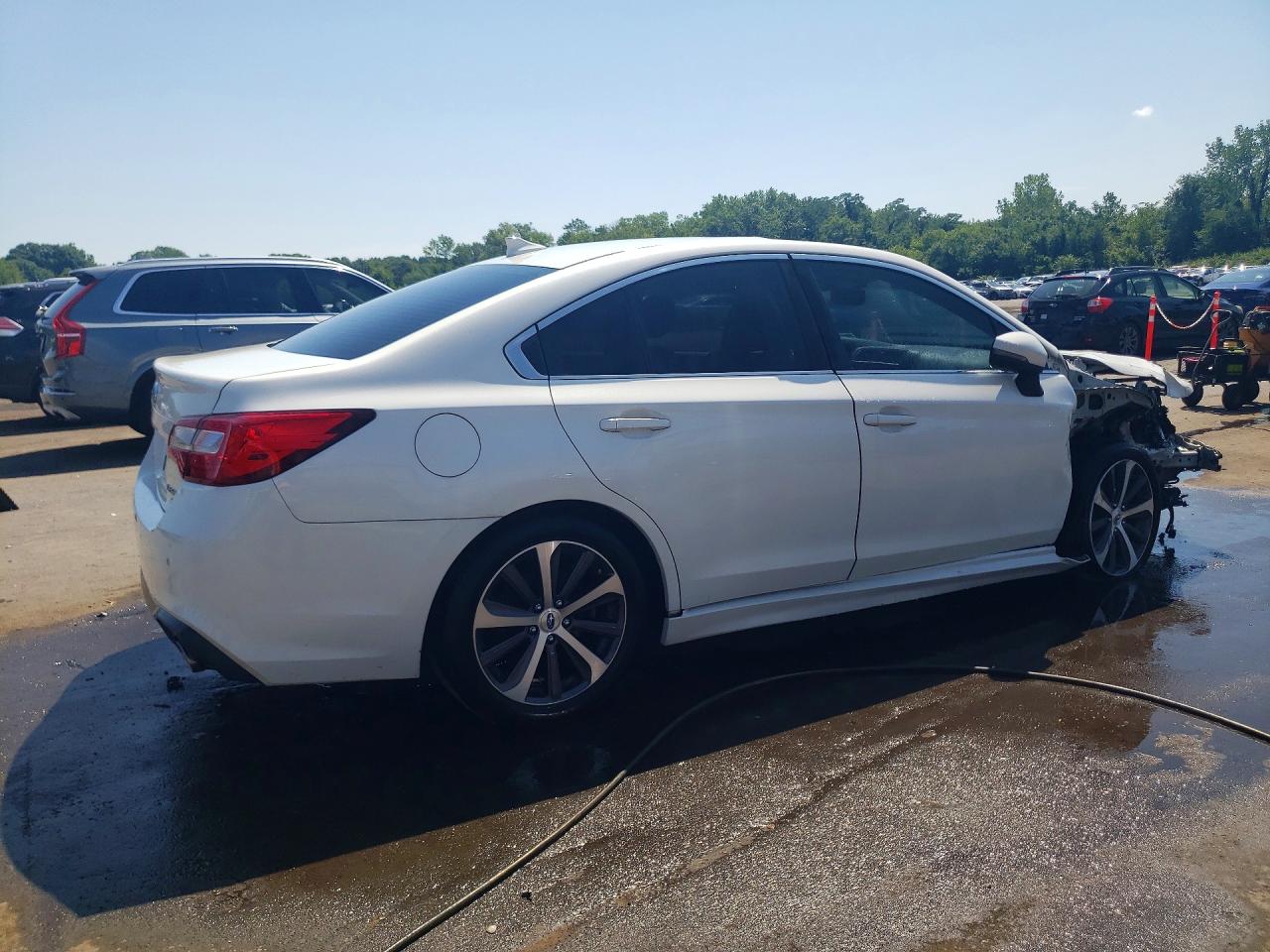 2019 Subaru Legacy 3.6r Limited Белый vin: 4S3BNEN65K3005622