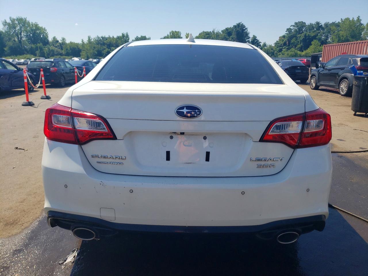 2019 Subaru Legacy 3.6r Limited Белый vin: 4S3BNEN65K3005622